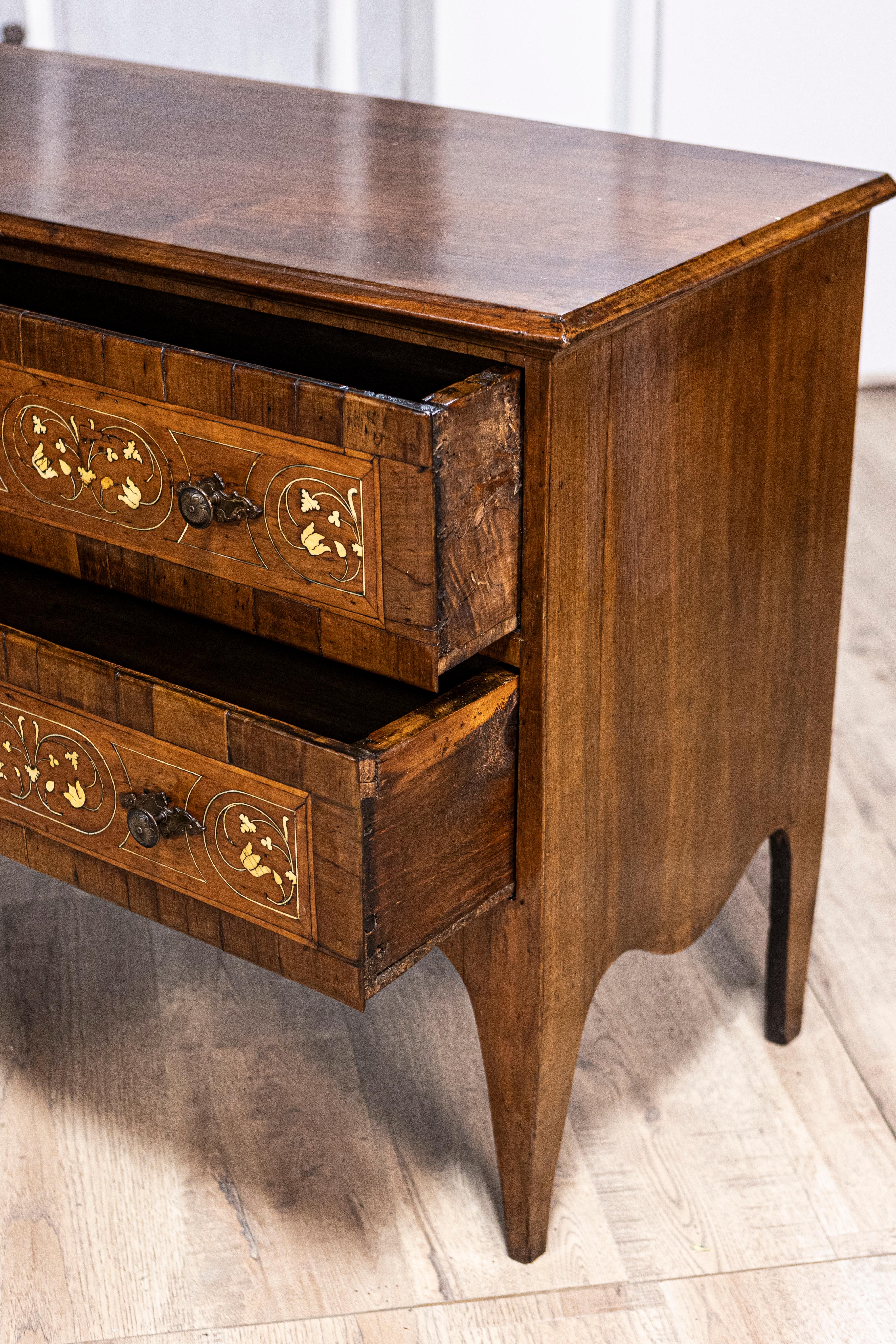 18th Century Italian Walnut, Mahogany and Ash Two-Drawer Commode with Marquetry For Sale 8