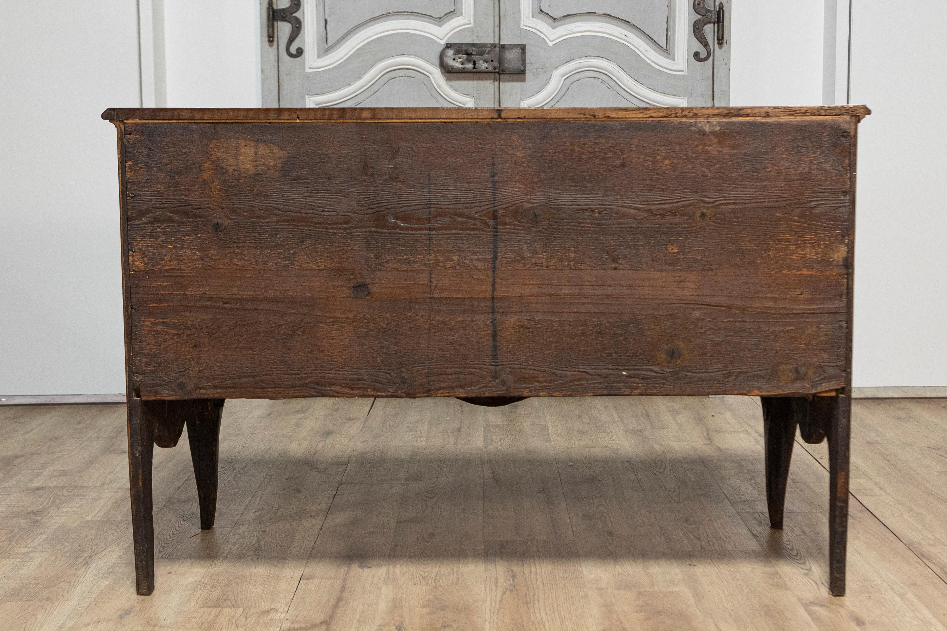 18th Century Italian Walnut, Mahogany and Ash Two-Drawer Commode with Marquetry For Sale 5