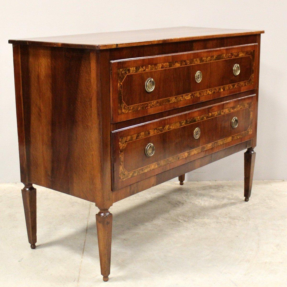 18th Century Italian Walnut Two Drawer Commode with Tapered Legs For Sale 6