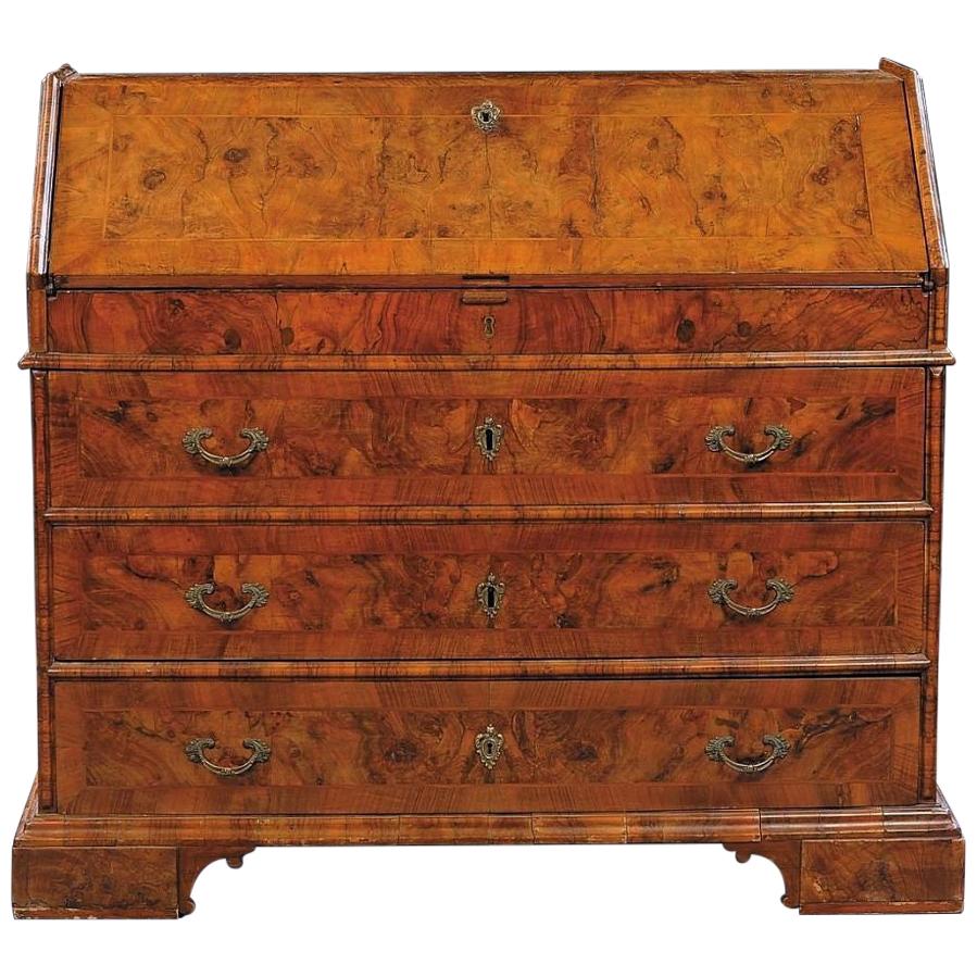 18th Century, Italian Walnut Wood Bureau Chest of Drawer For Sale