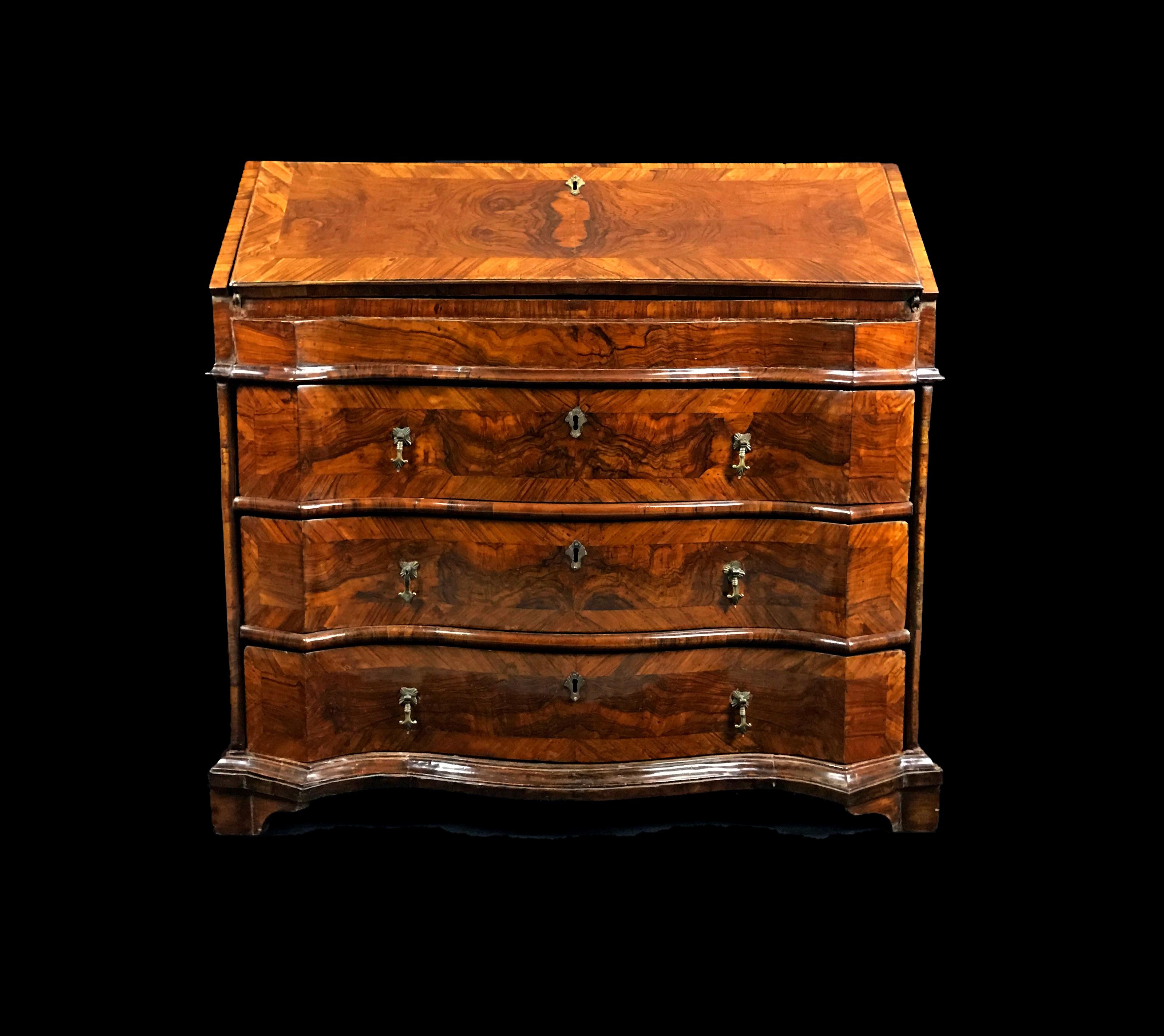 Nutwood 18th Century, Italian Walnut Wood Chest of Drawers with Secrétaire