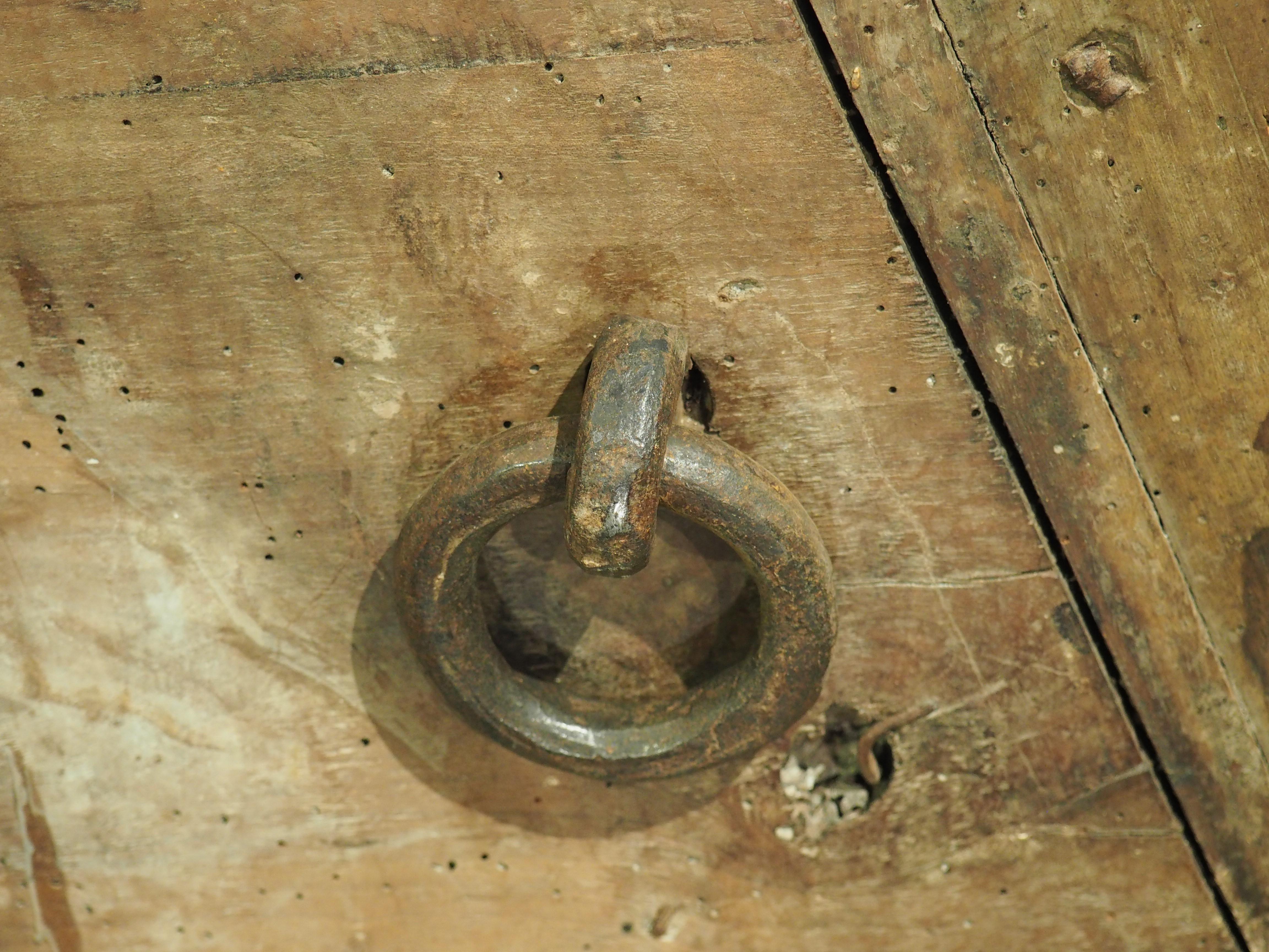 Pulpit-Sockel aus italienischem Nussbaumholz aus dem 18. Jahrhundert im Angebot 4