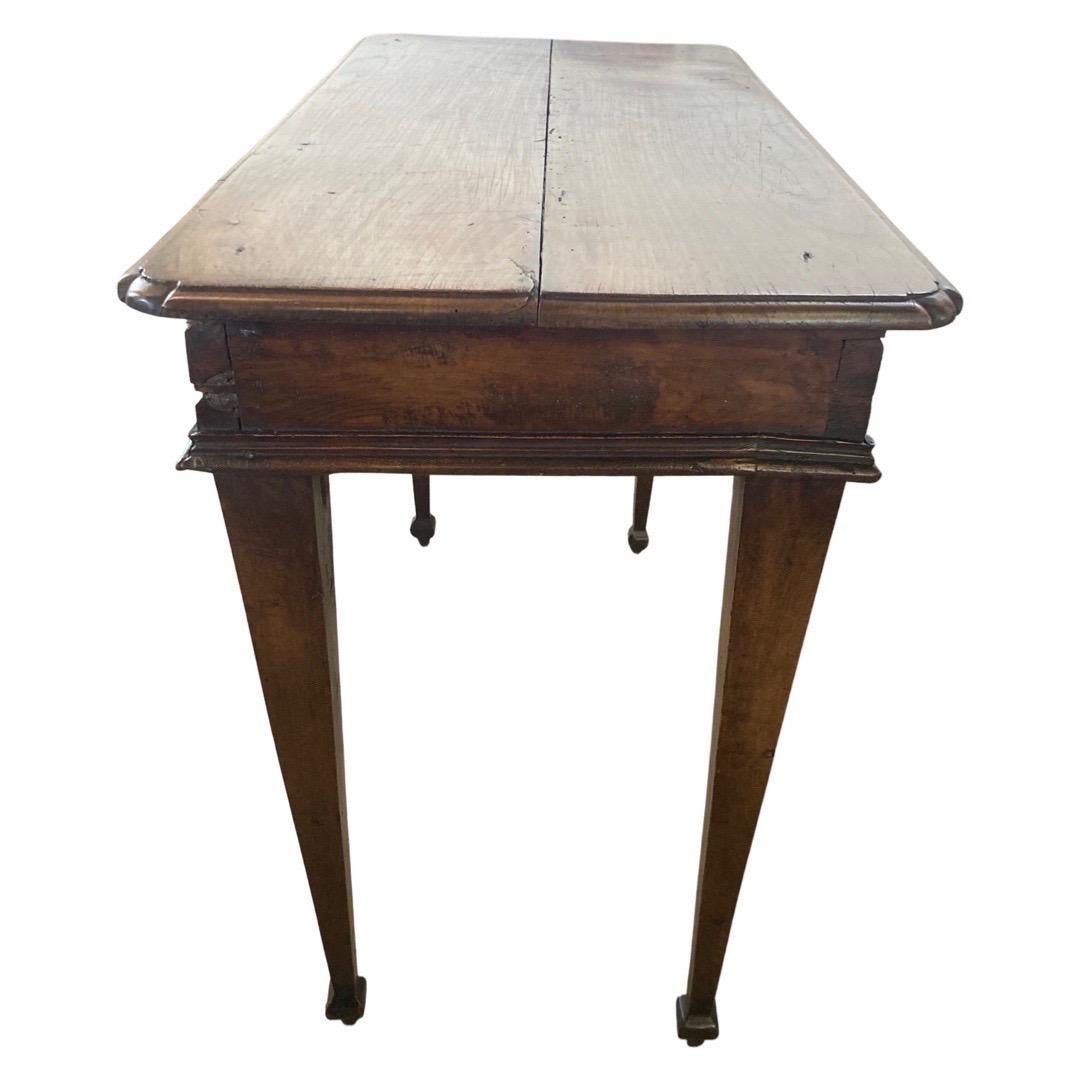 18th Century Italian Walnut Writing Desk / Console Table In Good Condition In Carmine, TX