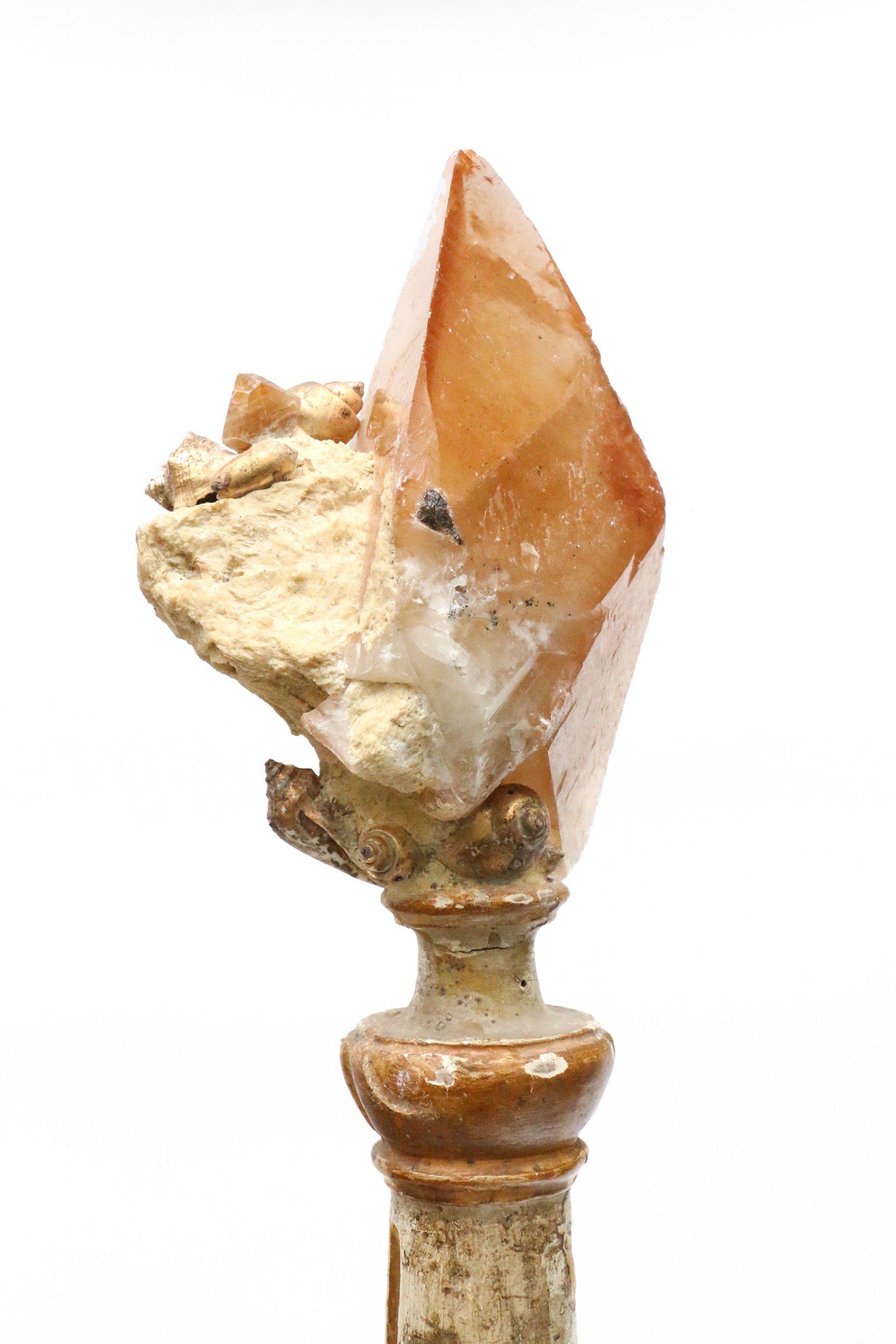 18th Century Italian Wood Candlestick Decorated with a Crystal and Shells In Fair Condition For Sale In Dublin, Dalkey
