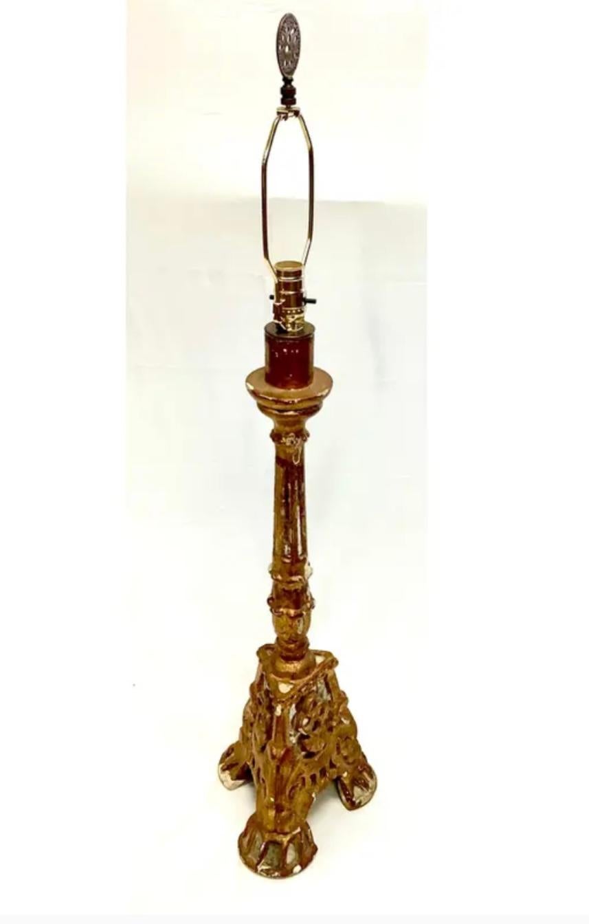 Neoclassical 18th Century Italian Wooden Gilt Pricket Lamp For Sale