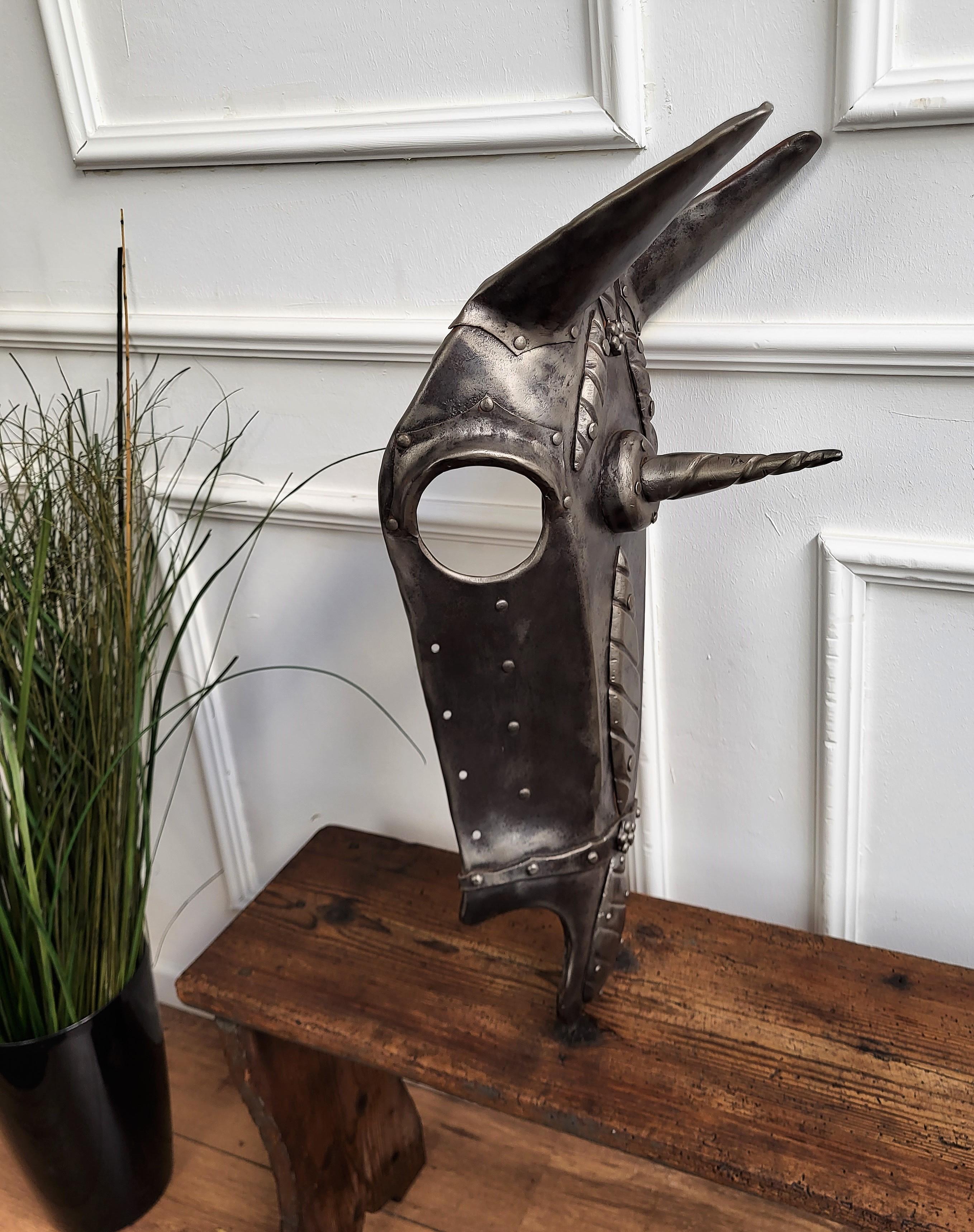 18th Century Italian Wrought Iron Chamfron, Shaffron, Horse Armor Mask In Good Condition For Sale In Carimate, Como