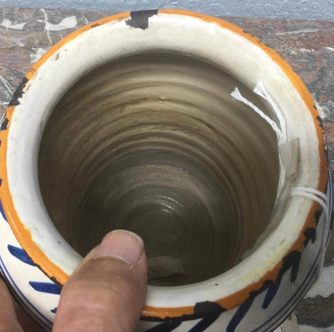 Italiano Vasetto per droghe Albarello in maiolica gialla del XVIII secolo in vendita
