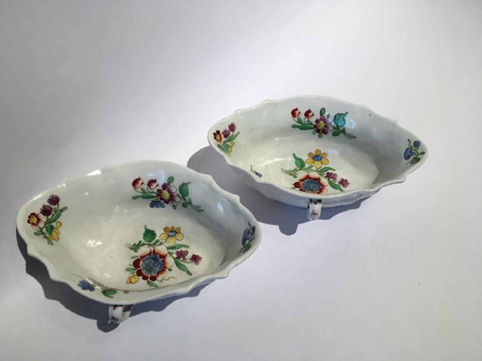 Italy 18th Century Italy Richard Ginori Doccia Pair of Porcelain Sauce Bowls For Sale 6