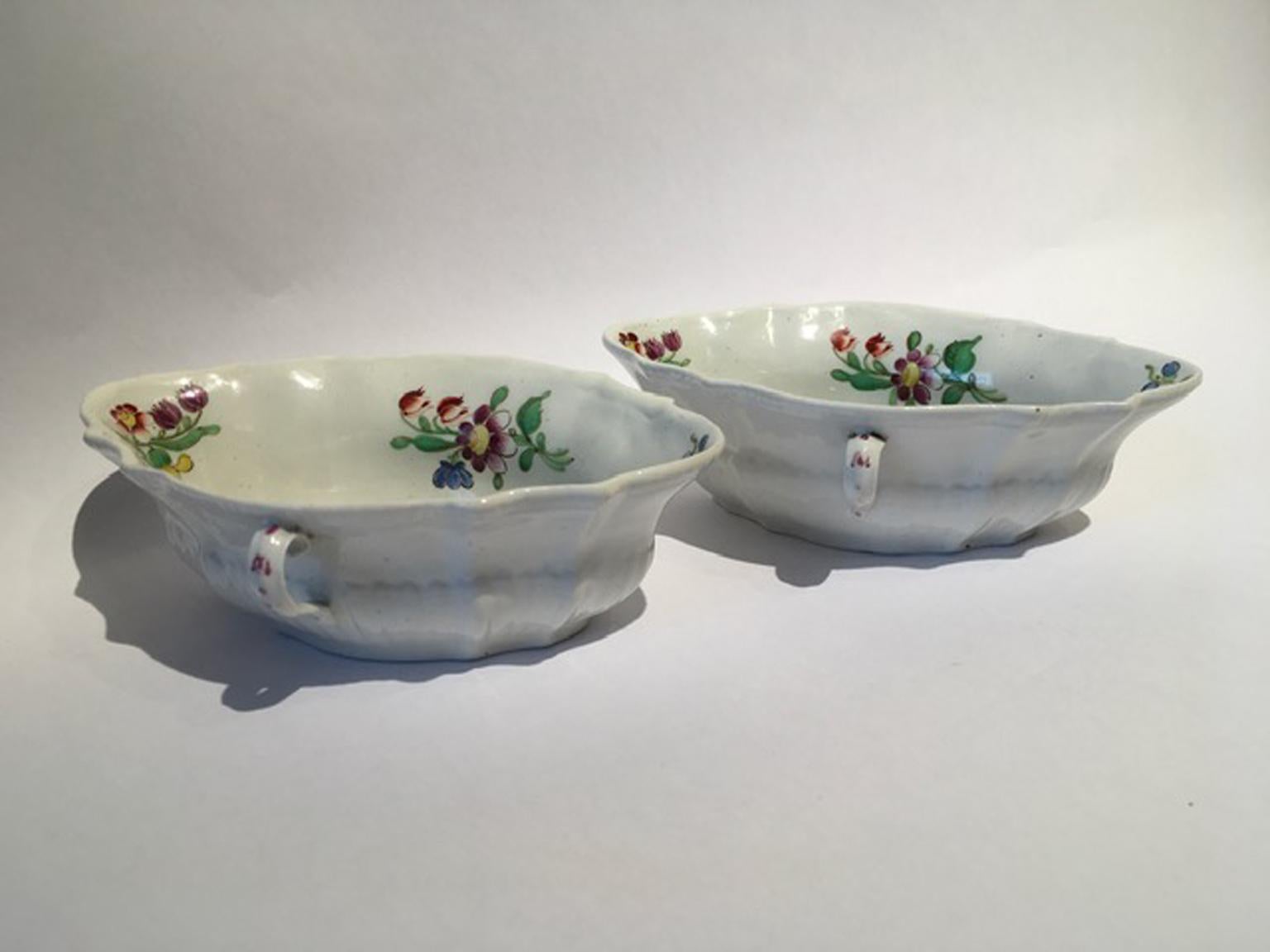 Italy 18th Century Italy Richard Ginori Doccia Pair of Porcelain Sauce Bowls For Sale 7