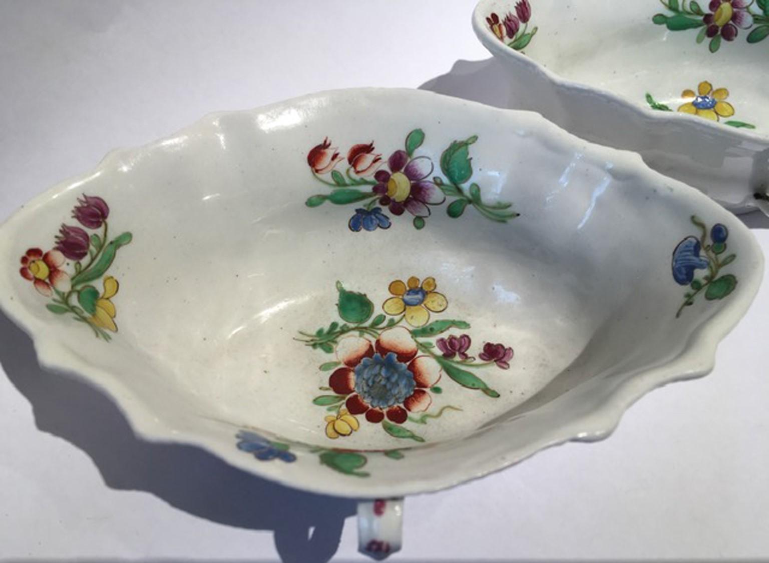 Italy 18th Century Italy Richard Ginori Doccia Pair of Porcelain Sauce Bowls For Sale 8