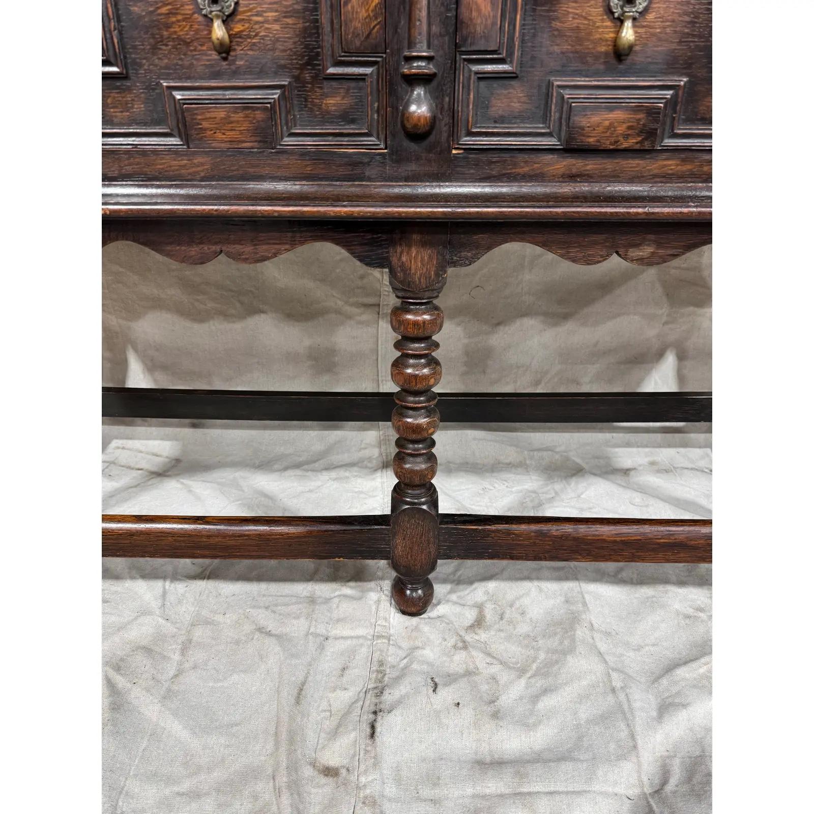 18th Century Jacobean Server In Good Condition In Nashville, TN