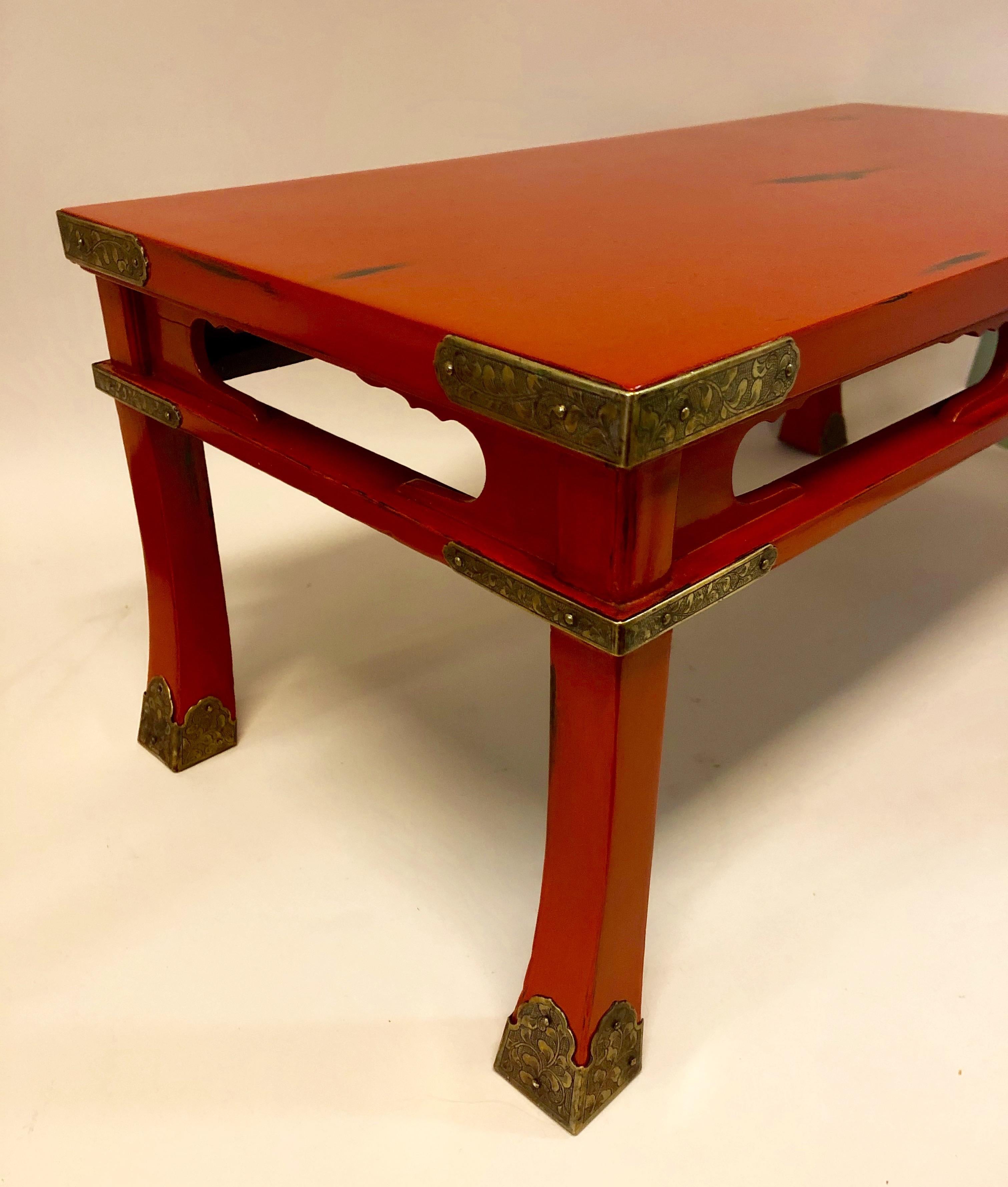 Edo 18th Century Japanese Altar Table For Sale