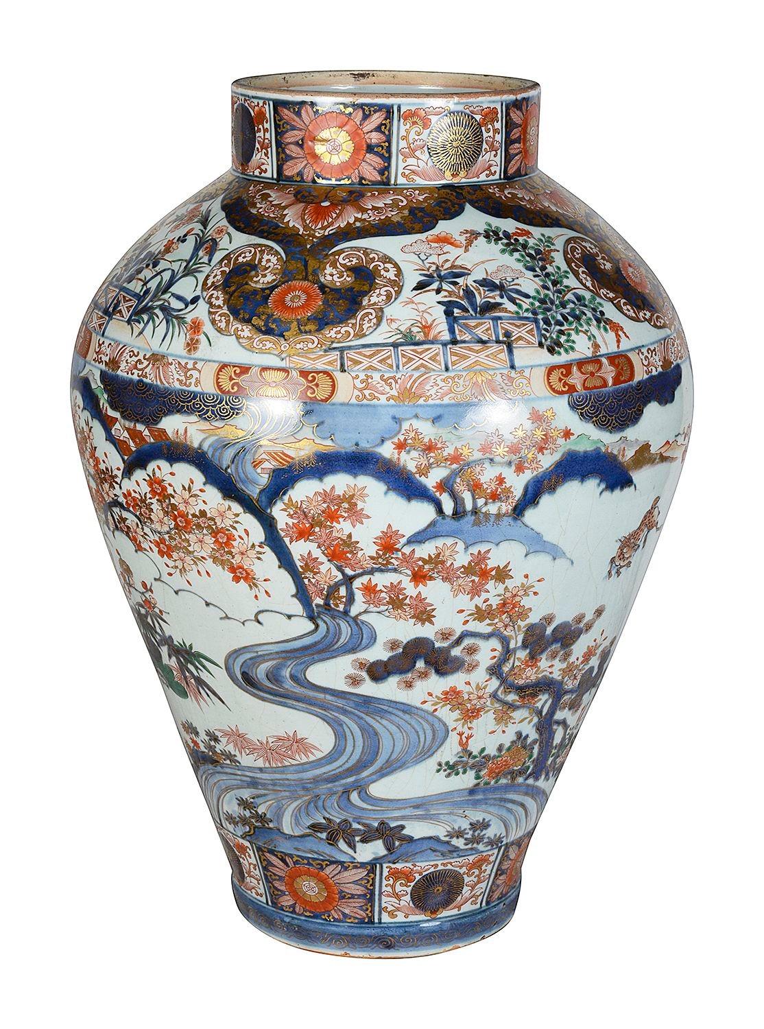 Peint à la main Vase japonais Arita Imari du 18ème siècle en vente