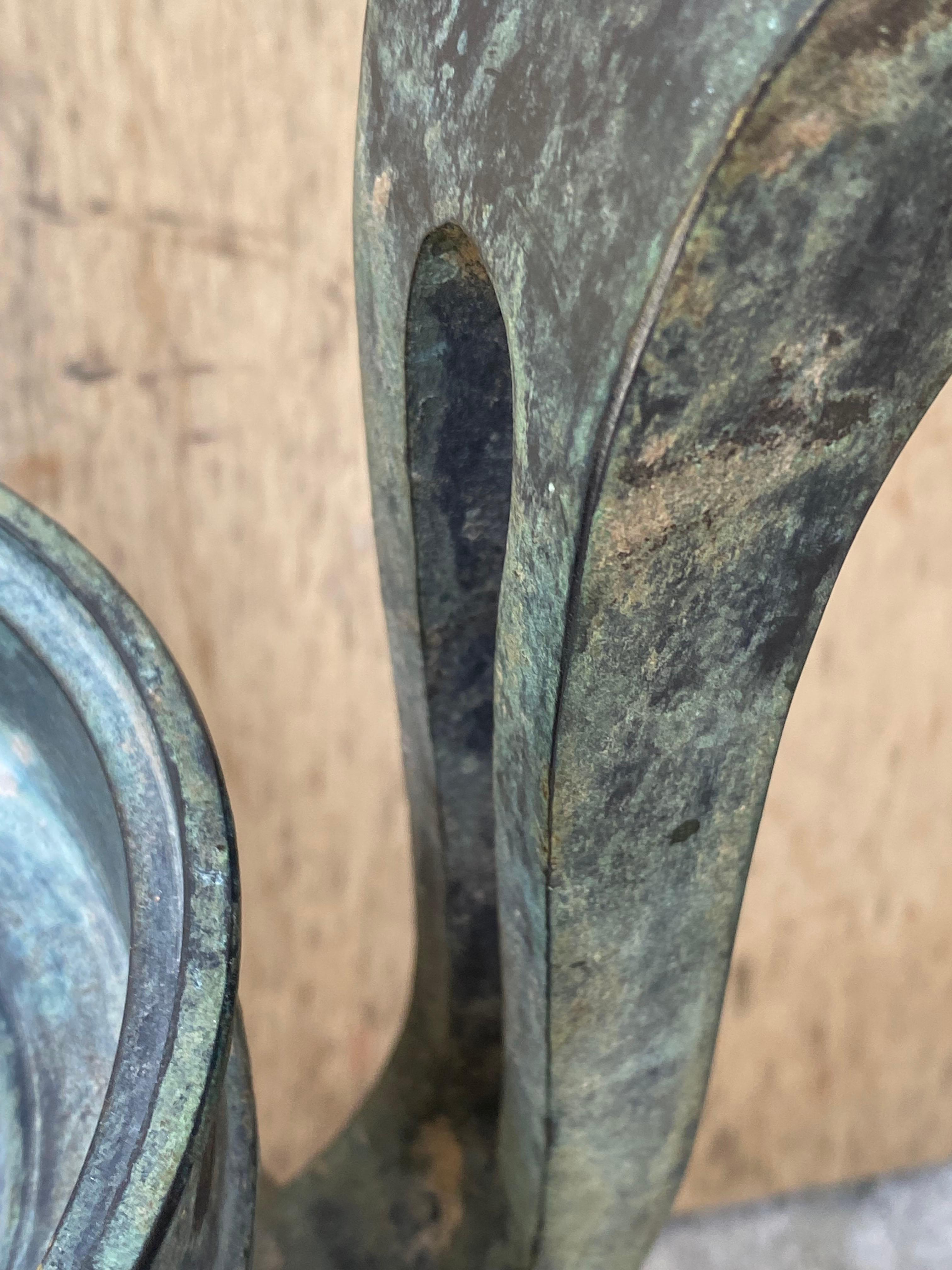 Vaso da tempio in bronzo giapponese del XVIII secolo in vendita 3