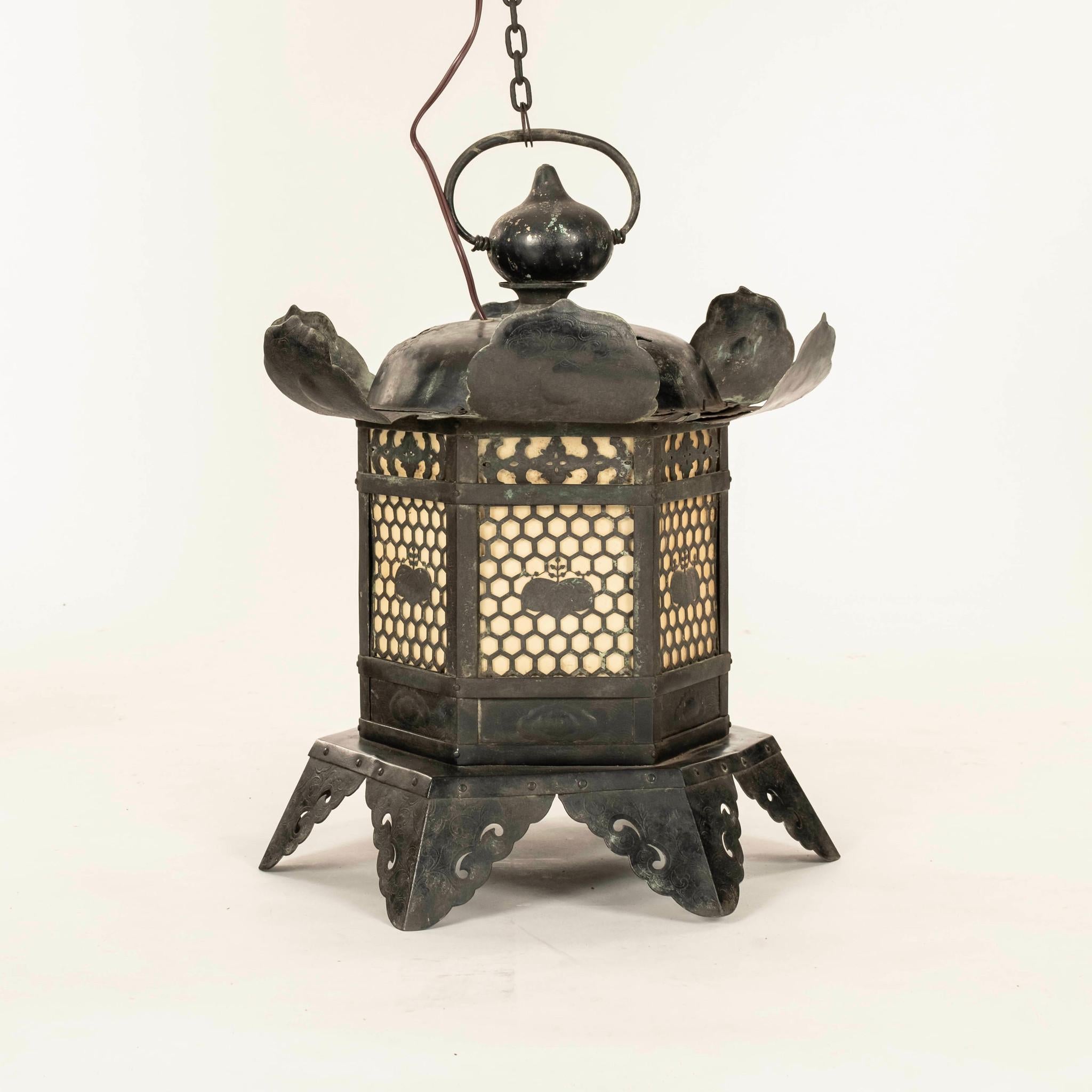 18th-Century Japanese bronze tōrō lantern with recently updated wiring.