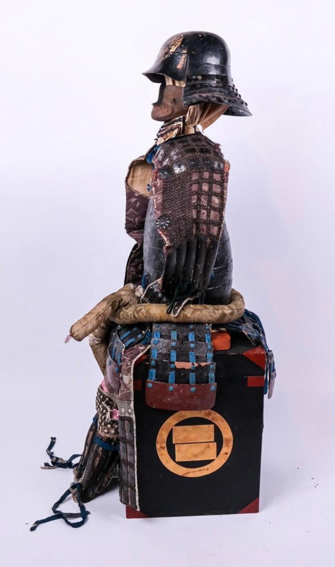 18th Century, Japanese Edo Period Lacquer & Chain Mail Suit of Samurai Armor For Sale 4