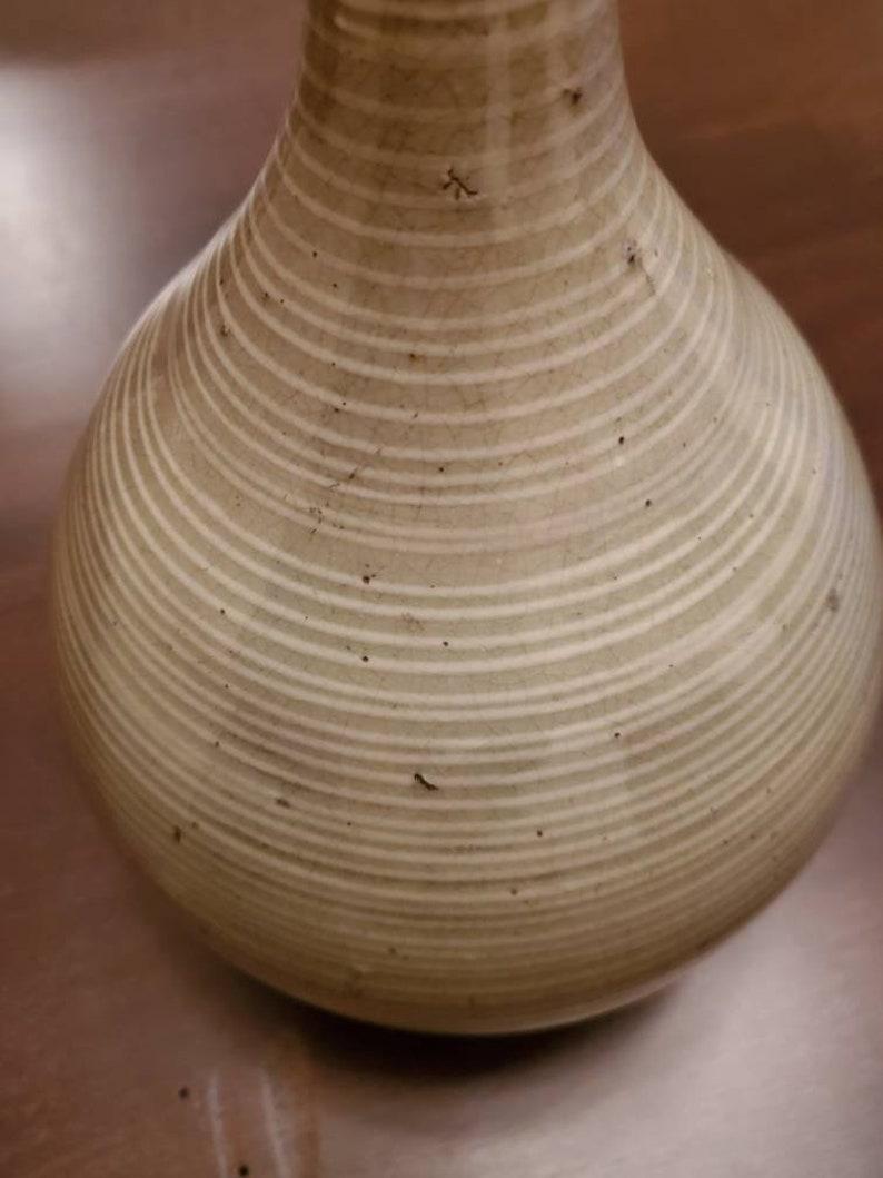Scarce Japanese Edo Period Seto Ware Pottery Bottleneck Vase In Excellent Condition For Sale In Forney, TX