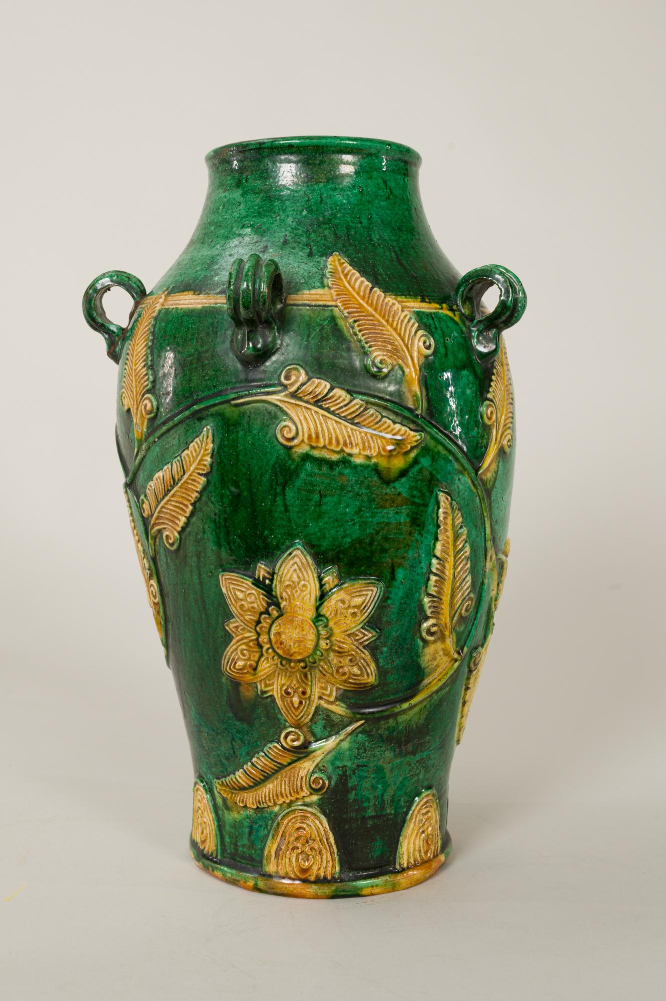 Vase japonais Gennai Ware du 18ème siècle Bon état - En vente à Hudson, NY