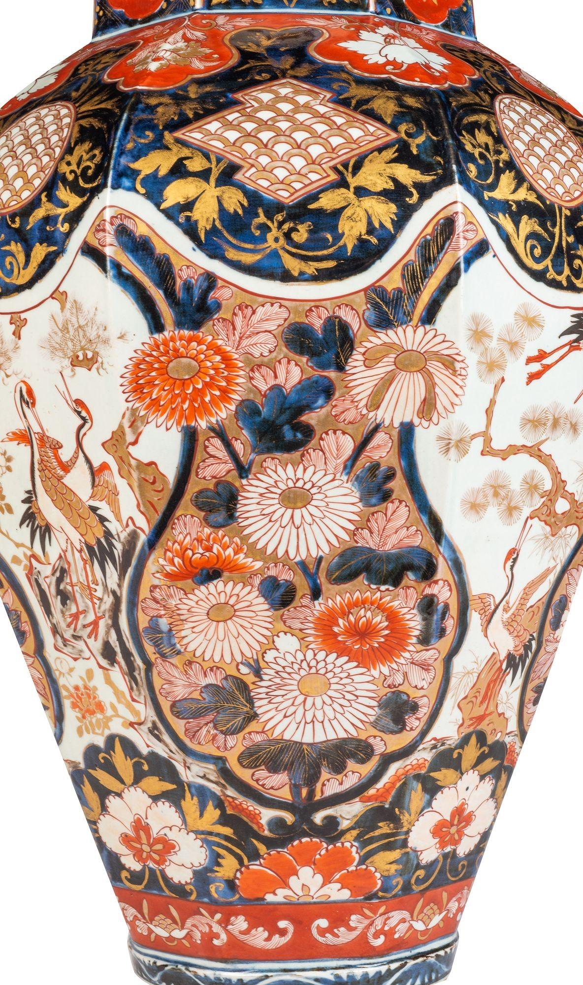 Hand-Painted 18th Century Japanese Imari vase / lamp. For Sale