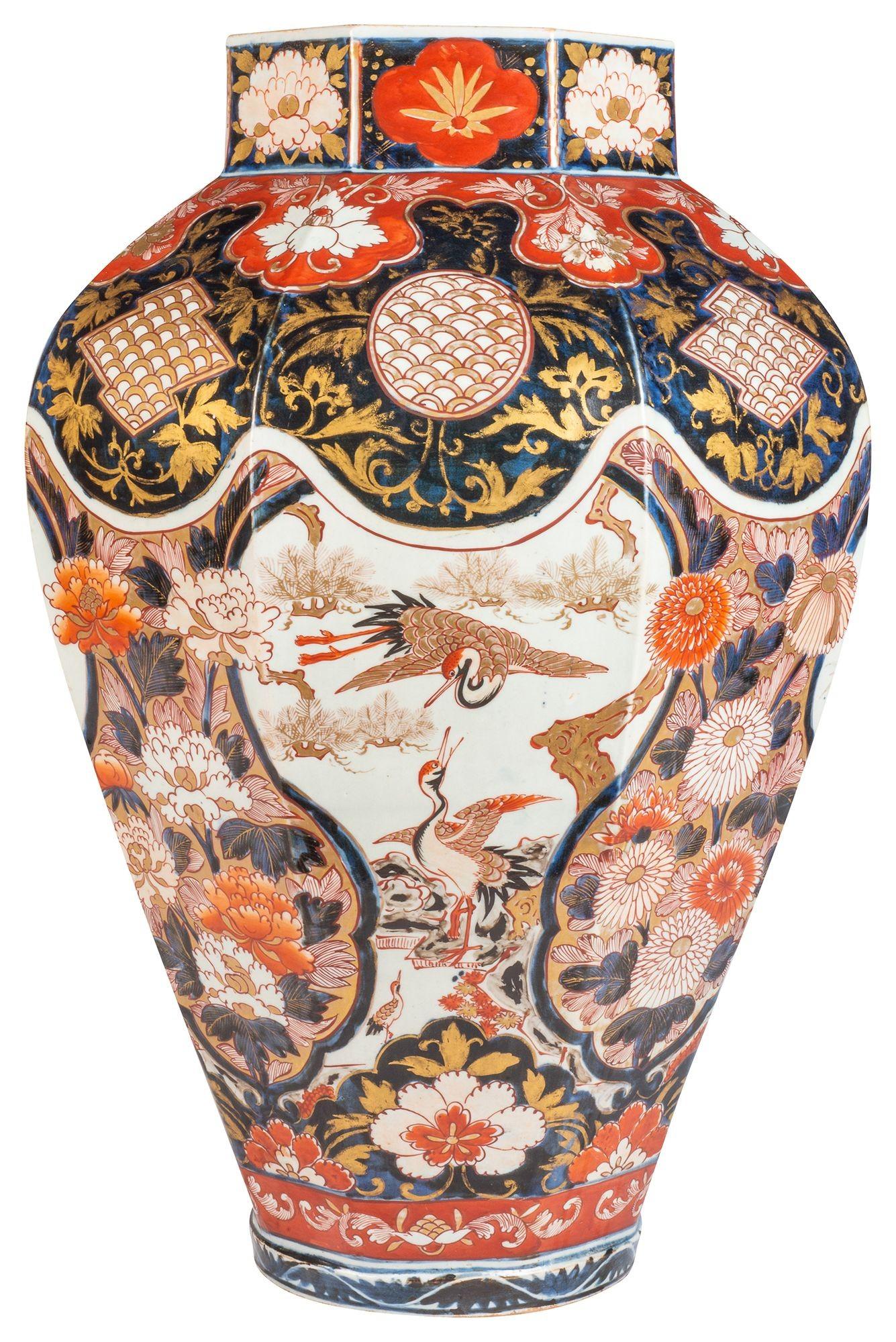 18th Century Japanese Imari vase / lamp. For Sale 4