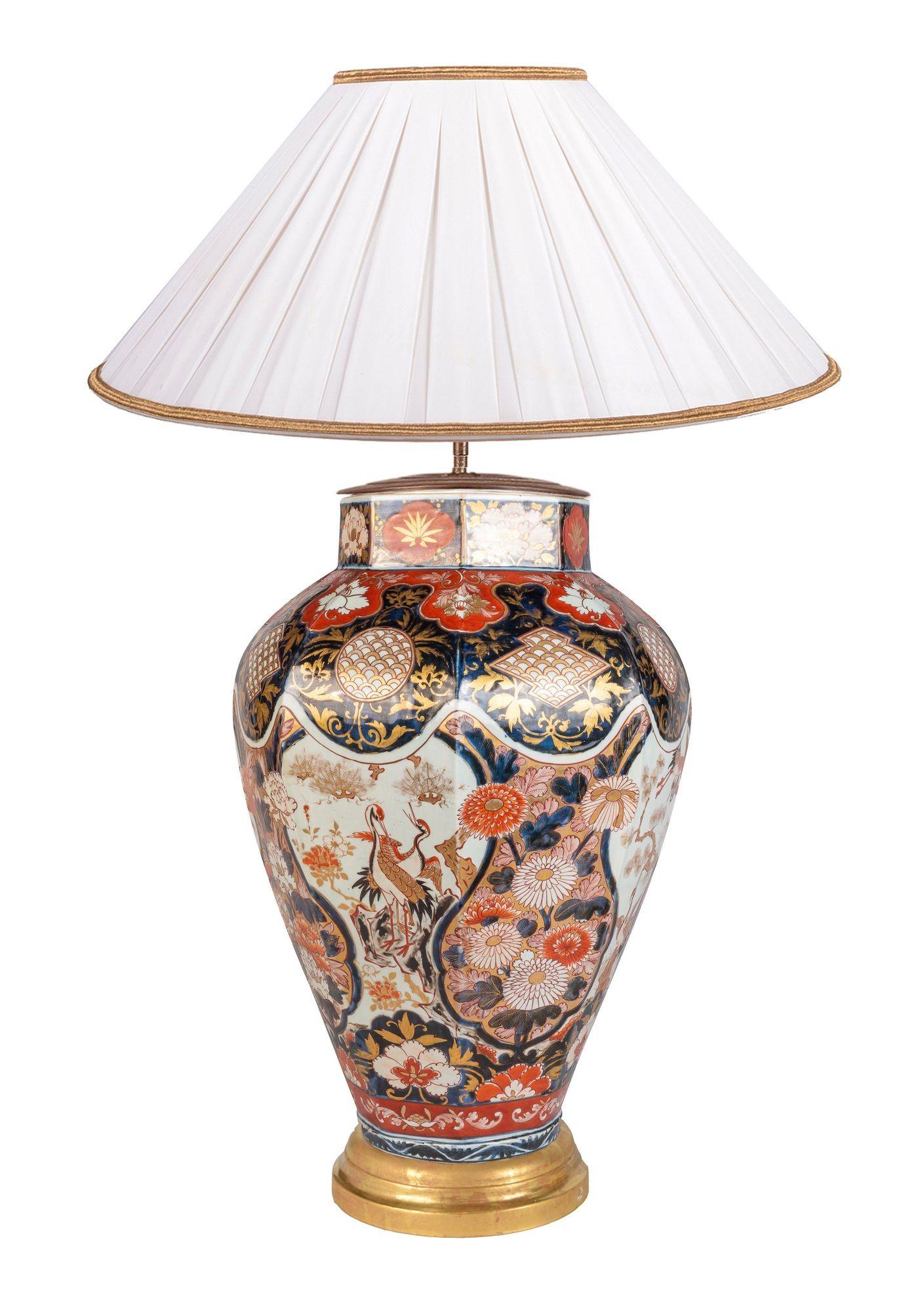 18th Century Japanese Imari vase / lamp. For Sale 5