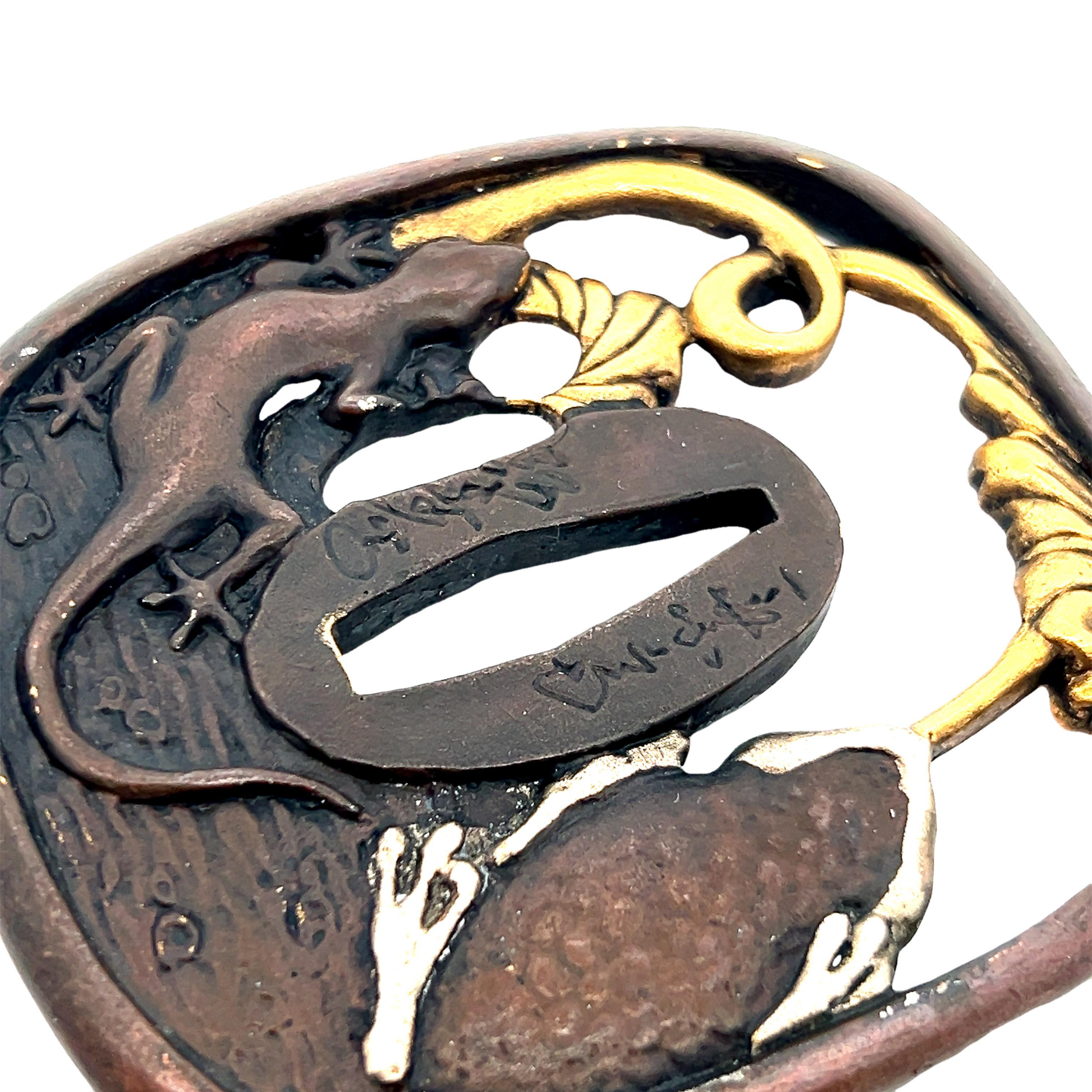 Tsuba japonais du 18e siècle avec décoration en or jaune 18 carats Bon état - En vente à Lexington, KY
