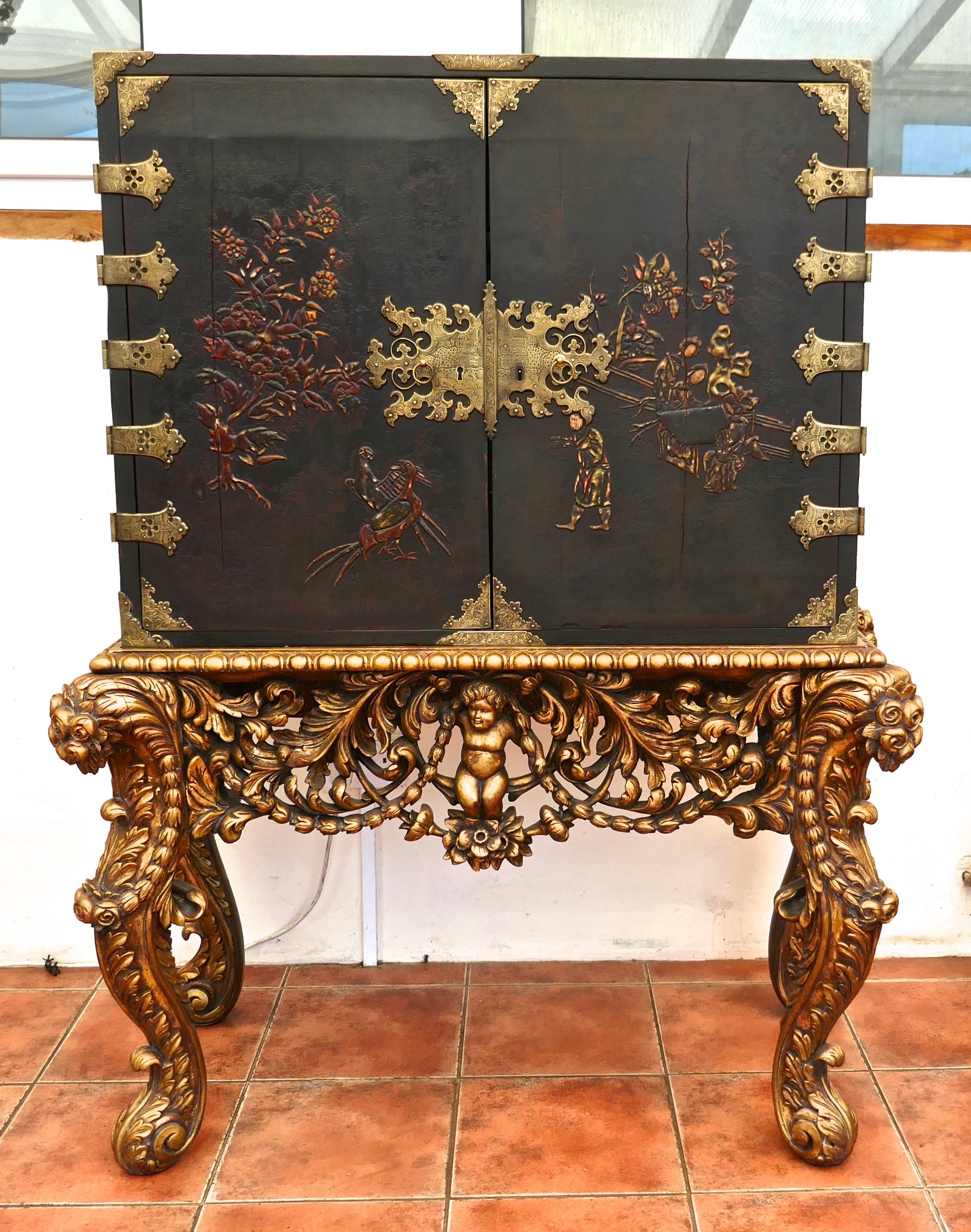 18th Century Japanned Collectors Cabinet on Stand, Clive of India 9