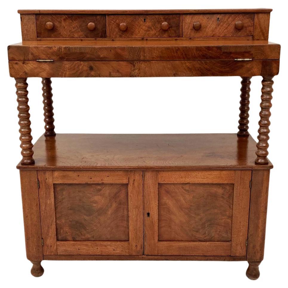 18. Jahrhundert Kentucky Butternut Damen Schreibtisch im Angebot