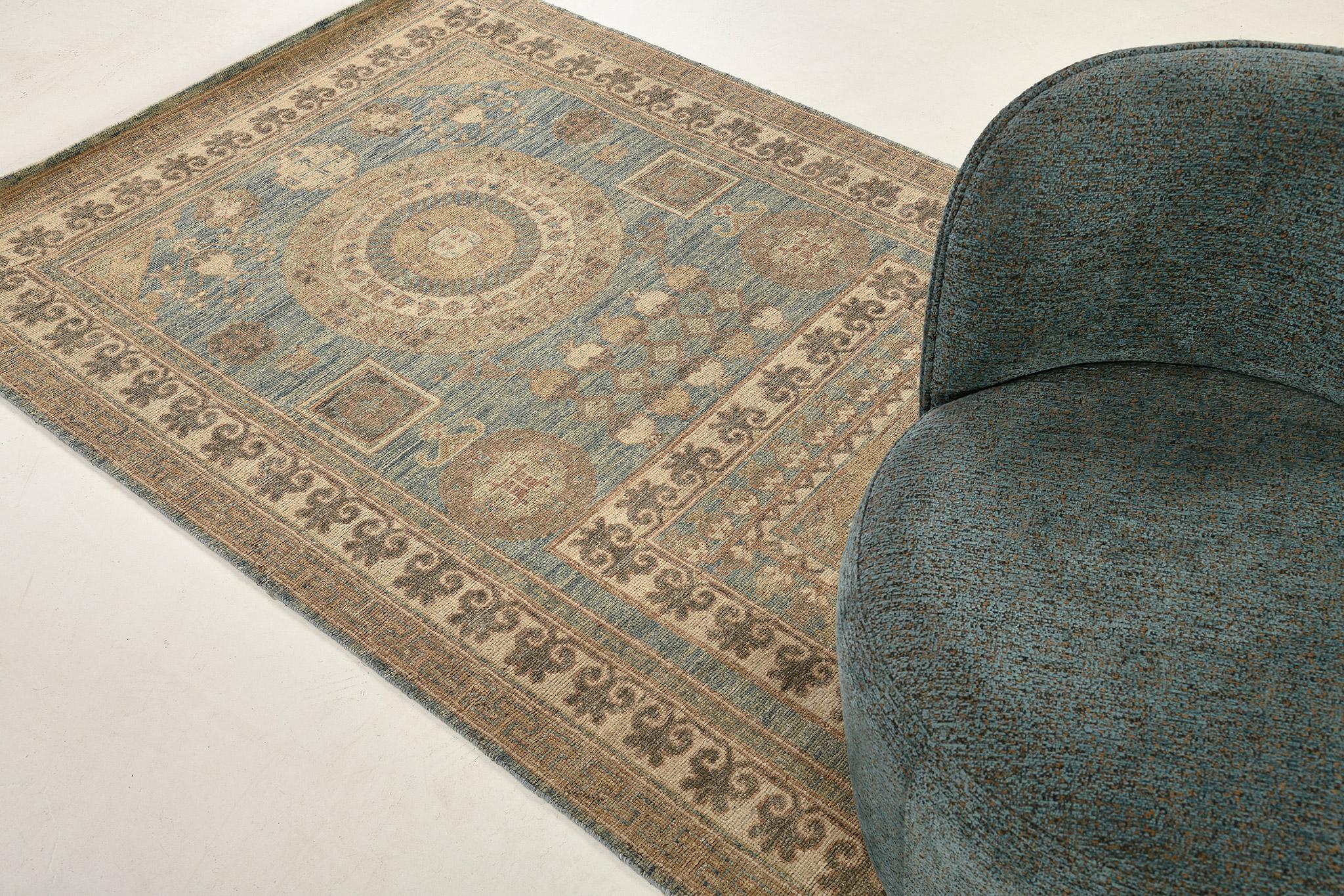 Khotan-Design-Revival des 18. Jahrhunderts D5467 im Zustand „Neu“ im Angebot in WEST HOLLYWOOD, CA