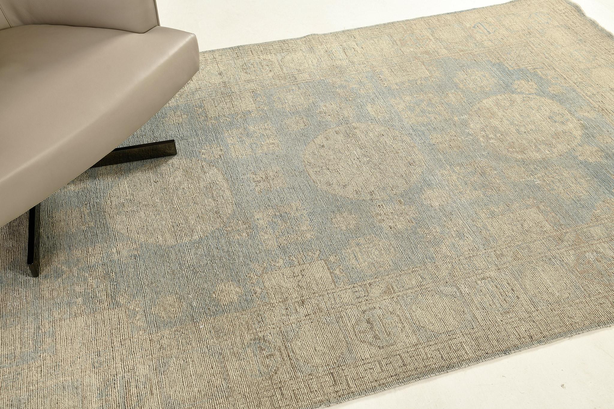 Runner di Khotan del 18° secolo con design revival in vendita 1
