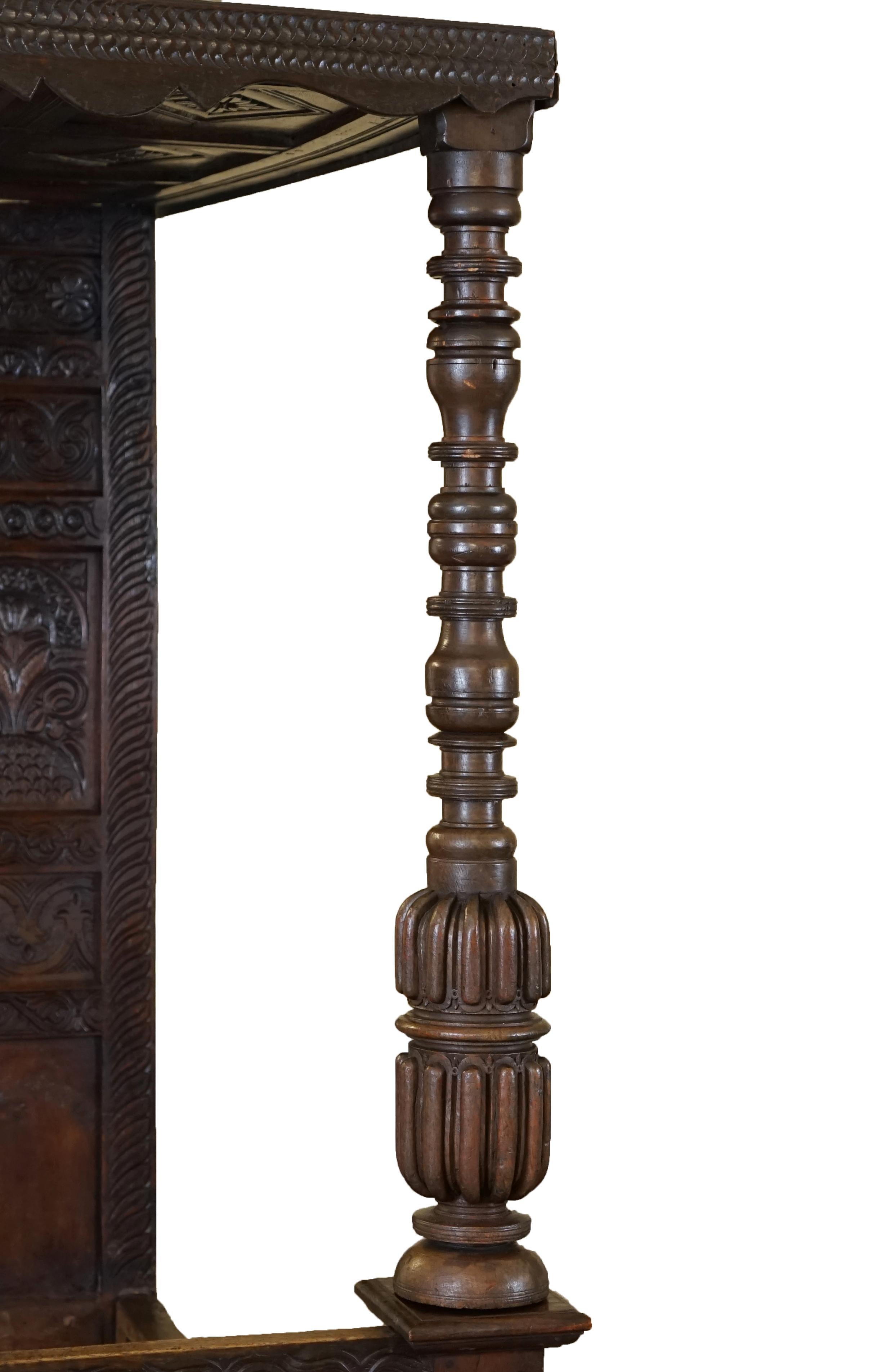 George I 18TH CENTURY KING GEORGE I CiRCA 1700 ORNATELY CARVED JACOBEAN OAK TESTER BED