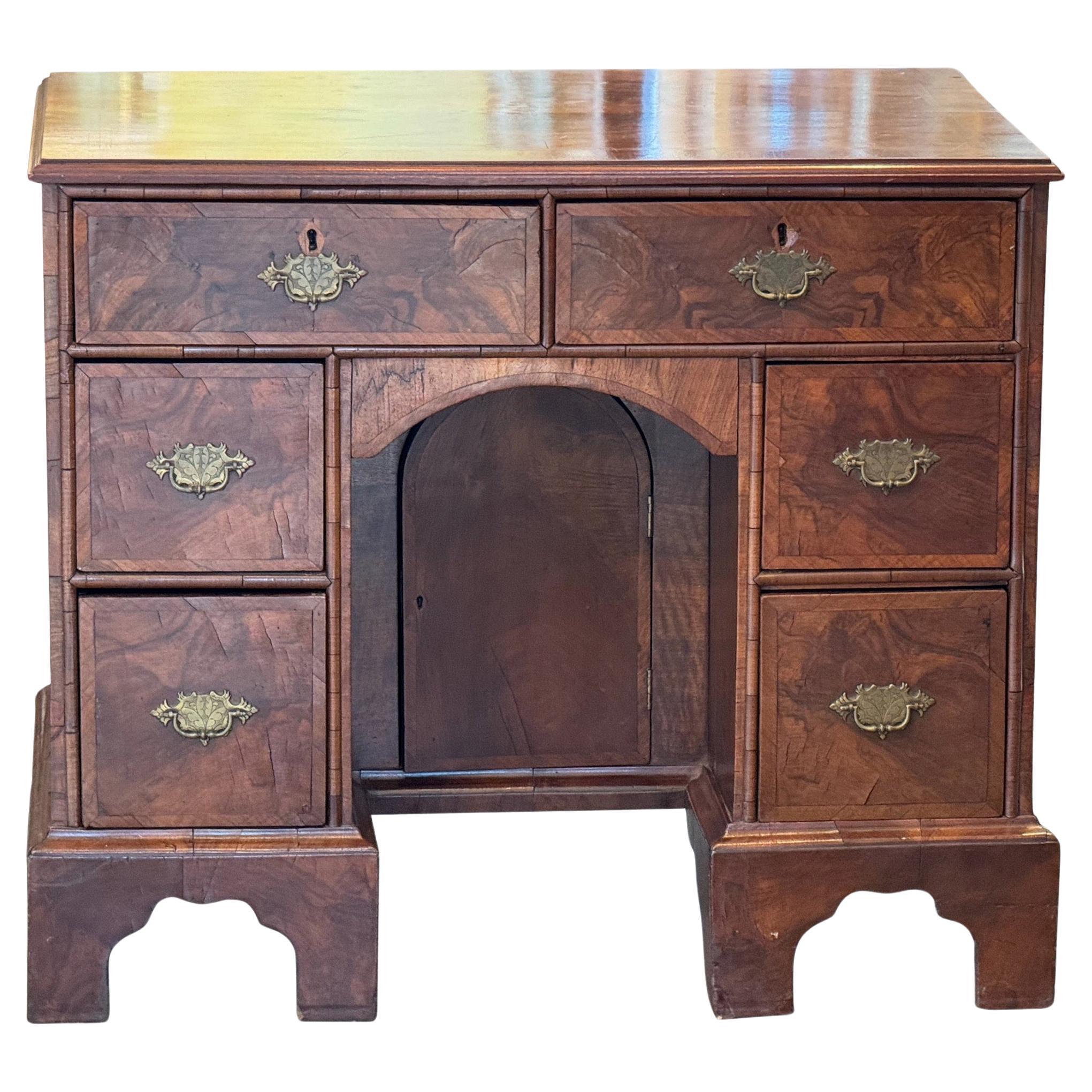 18th Century Kneehole Desk For Sale