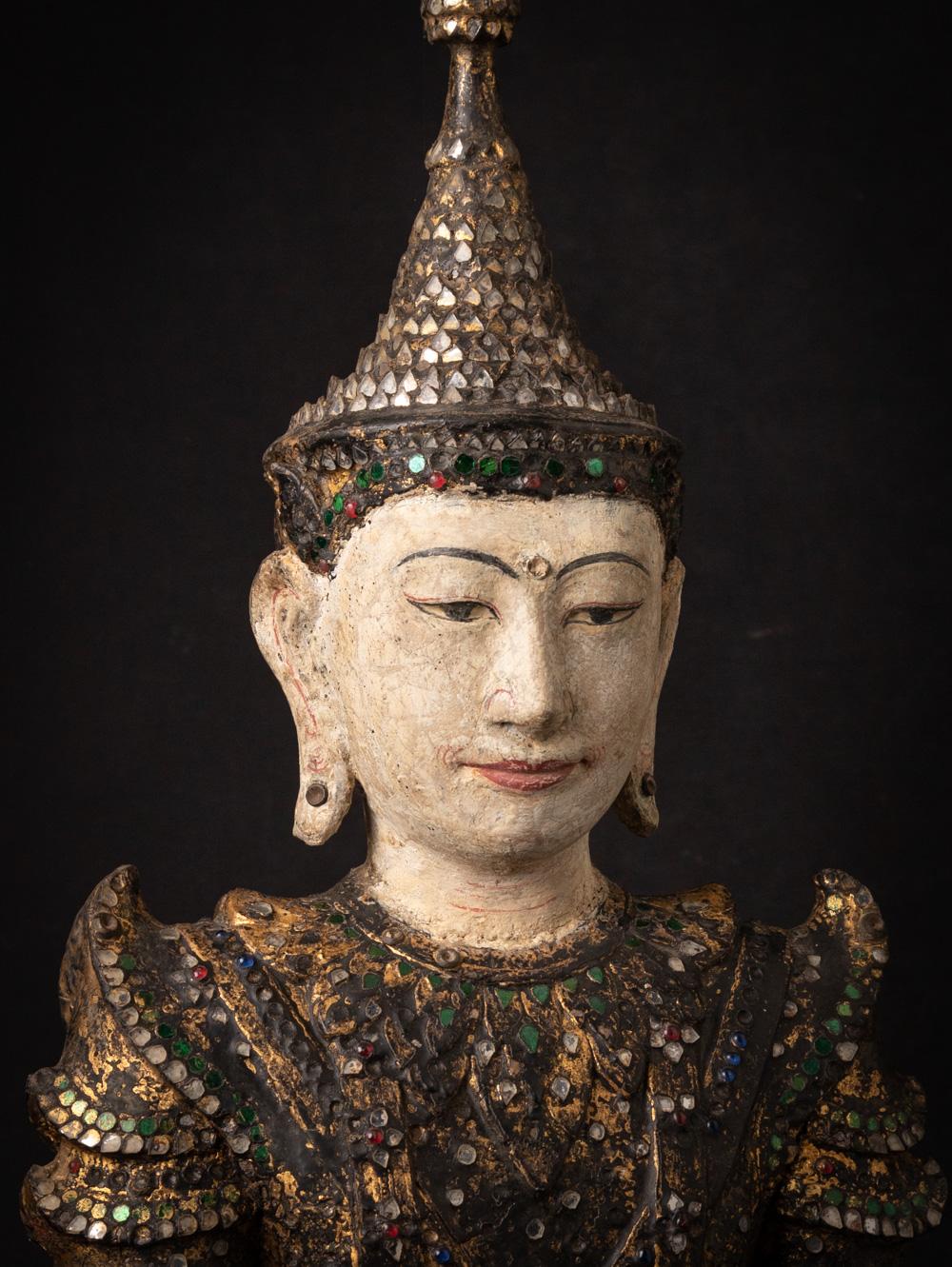 18th century - Konebaung period antique wooden Burmese Buddha statue For Sale 5