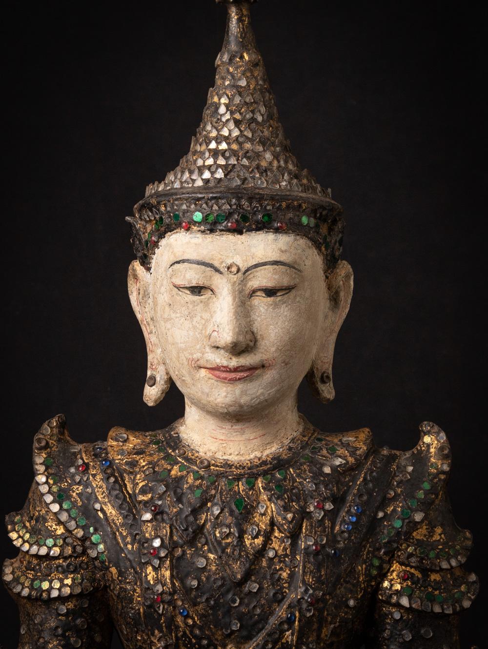 18th century - Konebaung period antique wooden Burmese Buddha statue For Sale 6