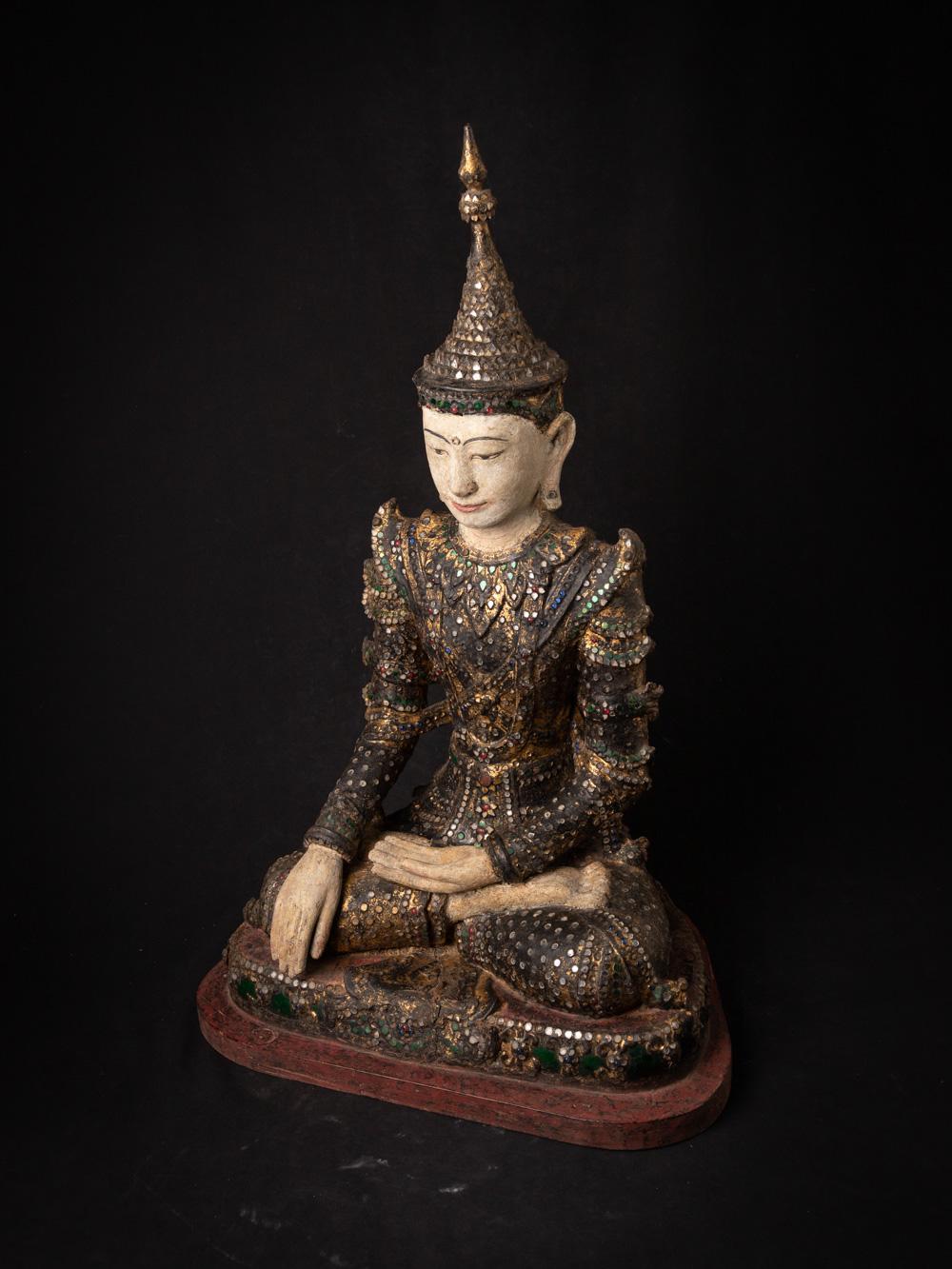 18th century - Konebaung period antique wooden Burmese Buddha statue For Sale 8