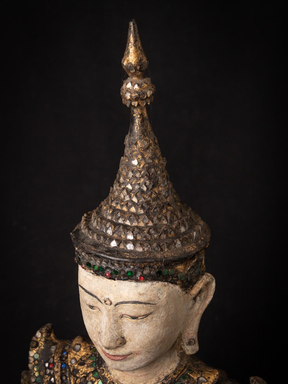 18th century - Konebaung period antique wooden Burmese Buddha statue For Sale 9