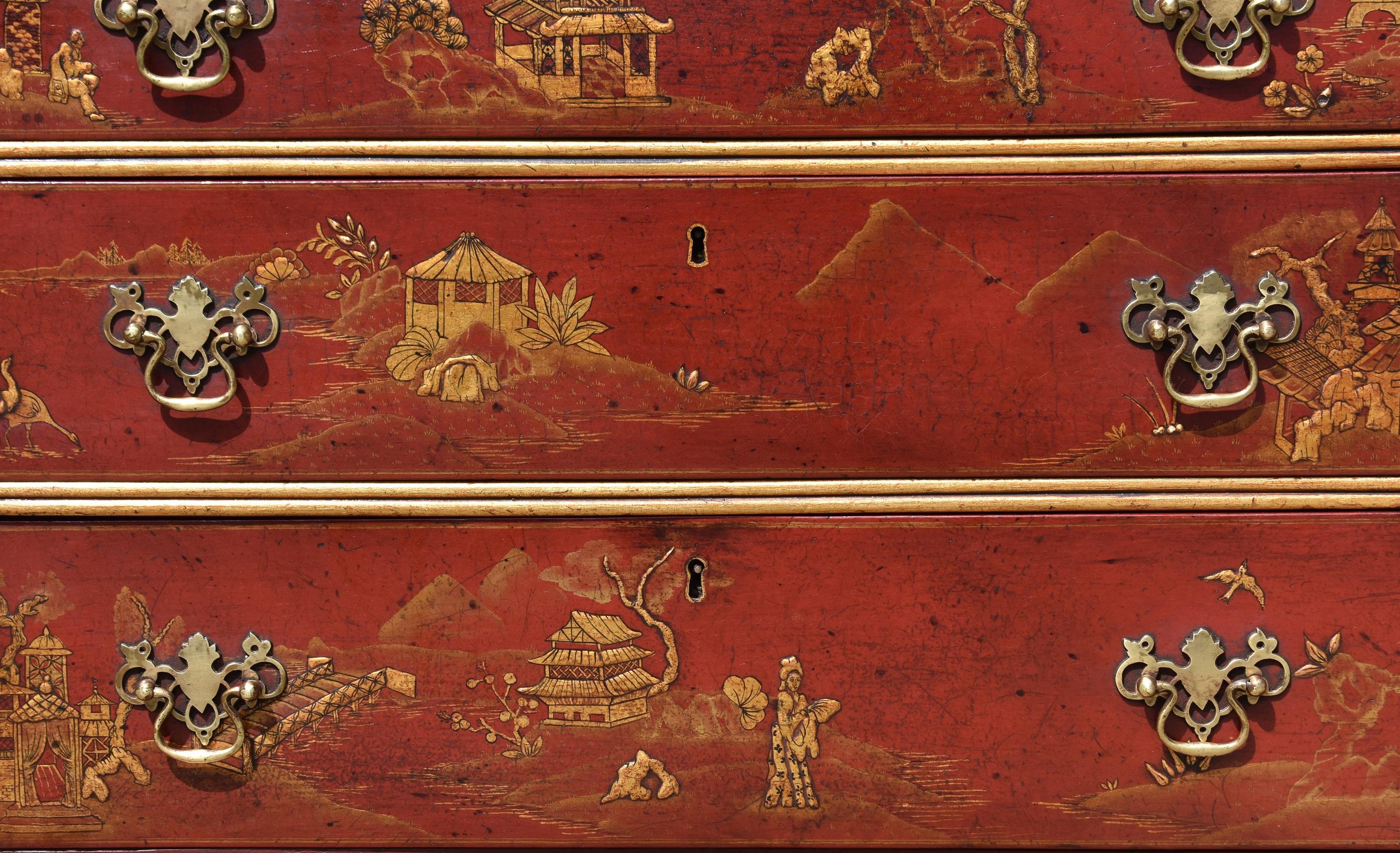 18th Century Lacquer and Gilt Chinoiserie Bureau Bookcase For Sale 3