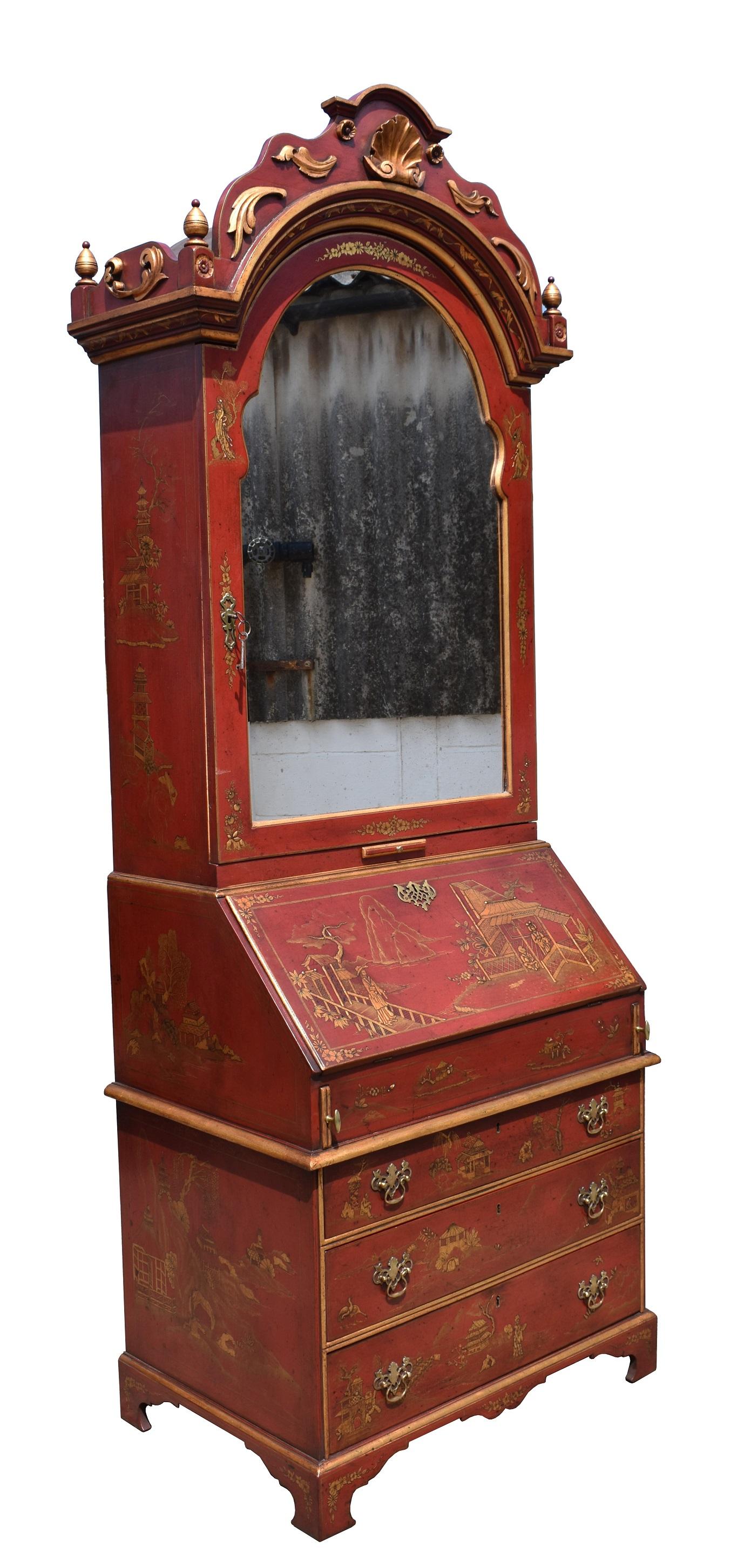 Lack und vergoldetes Chinoiserie-Büro-Bücherregal aus dem 18. Jahrhundert (George III.) im Angebot