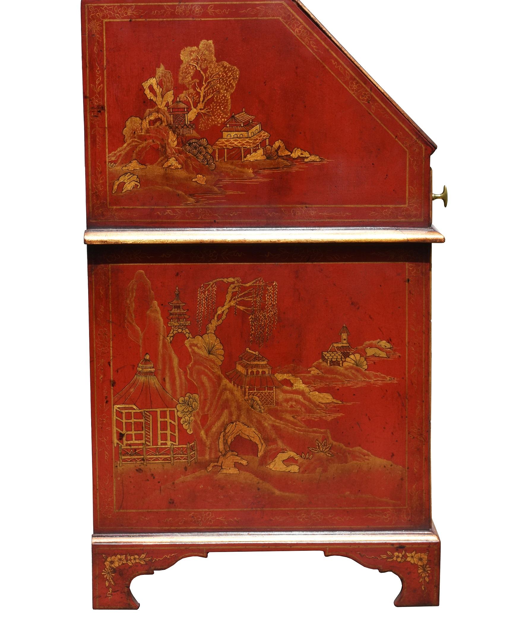 George III 18th Century Lacquer and Gilt Chinoiserie Bureau Bookcase For Sale