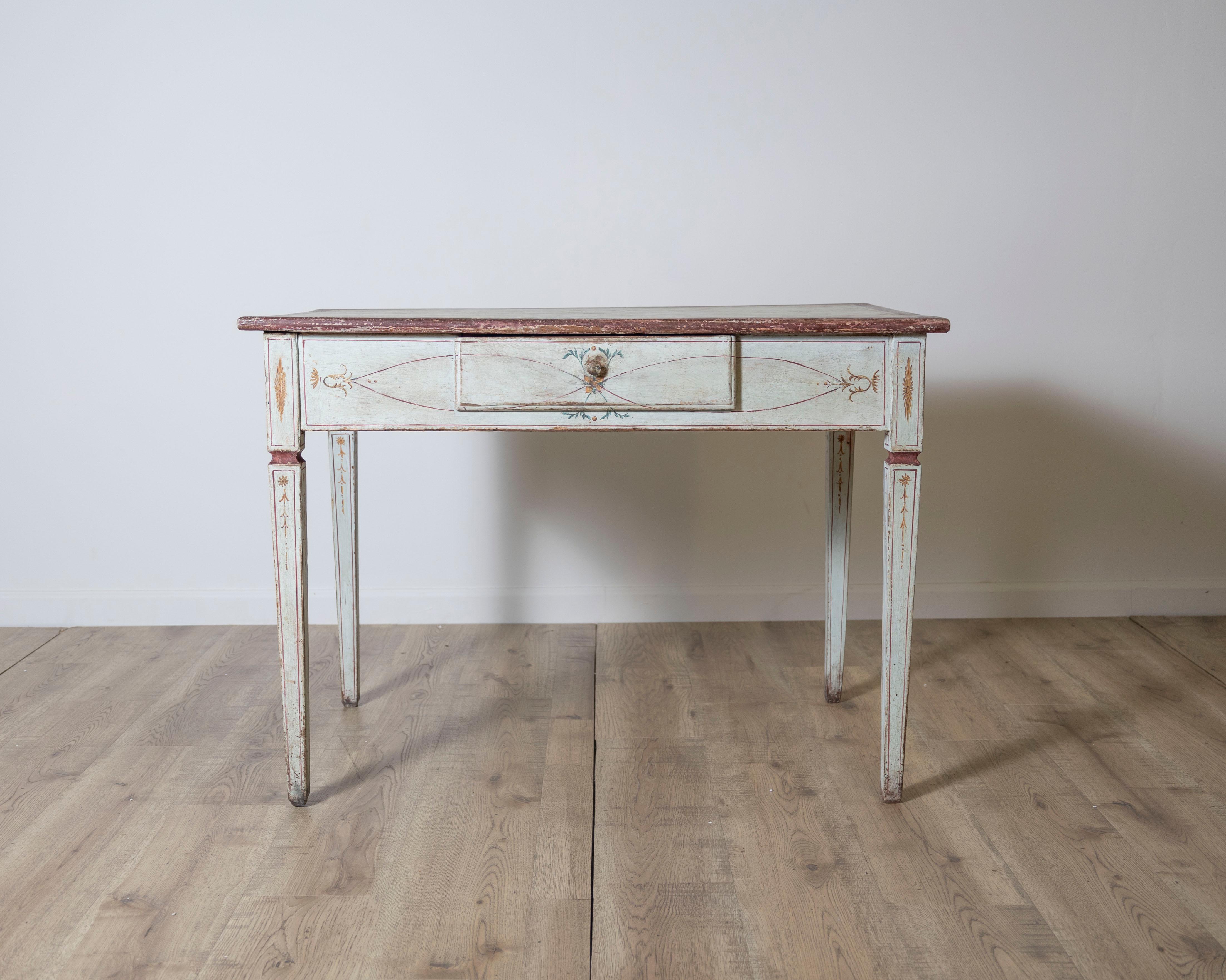 Italian 18th Century Lacquered Tuscan Desk Table with Hand Painted Decoration For Sale