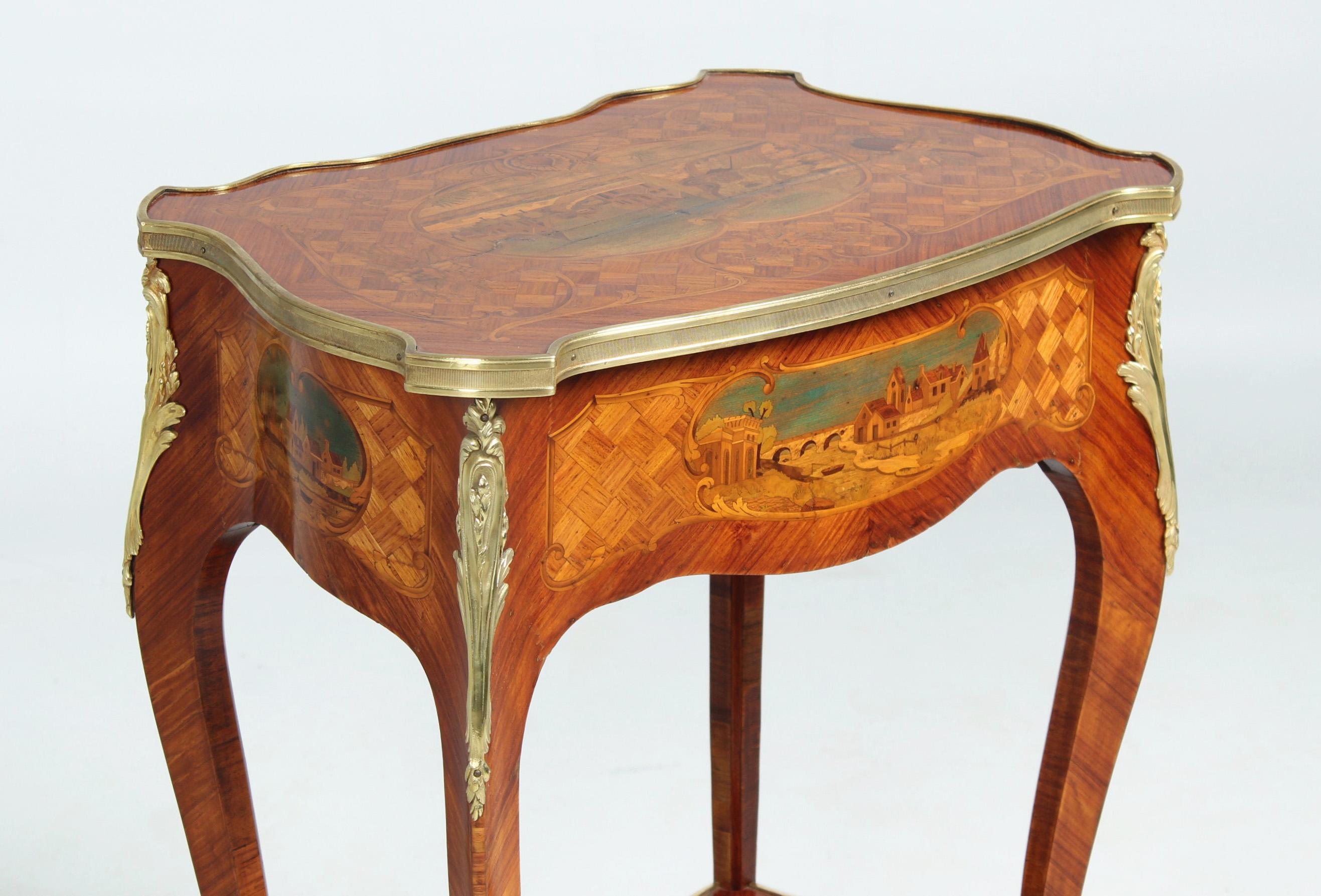  Ladies Desk with Fine Marquetry, Attributed to Beurdeley, Paris, circa 1880 For Sale 1