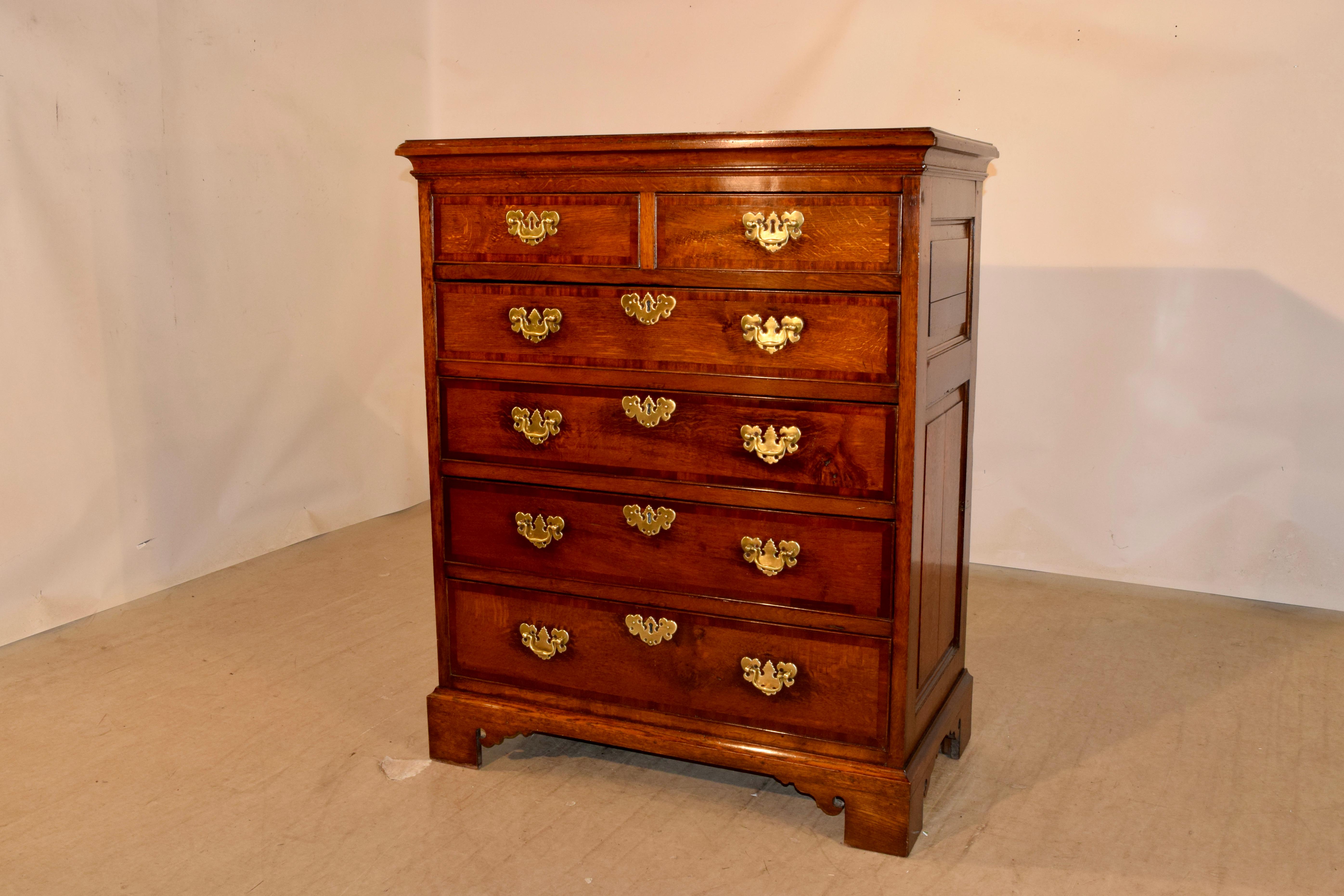 18th Century Lancashire Chest of Drawers In Good Condition For Sale In High Point, NC
