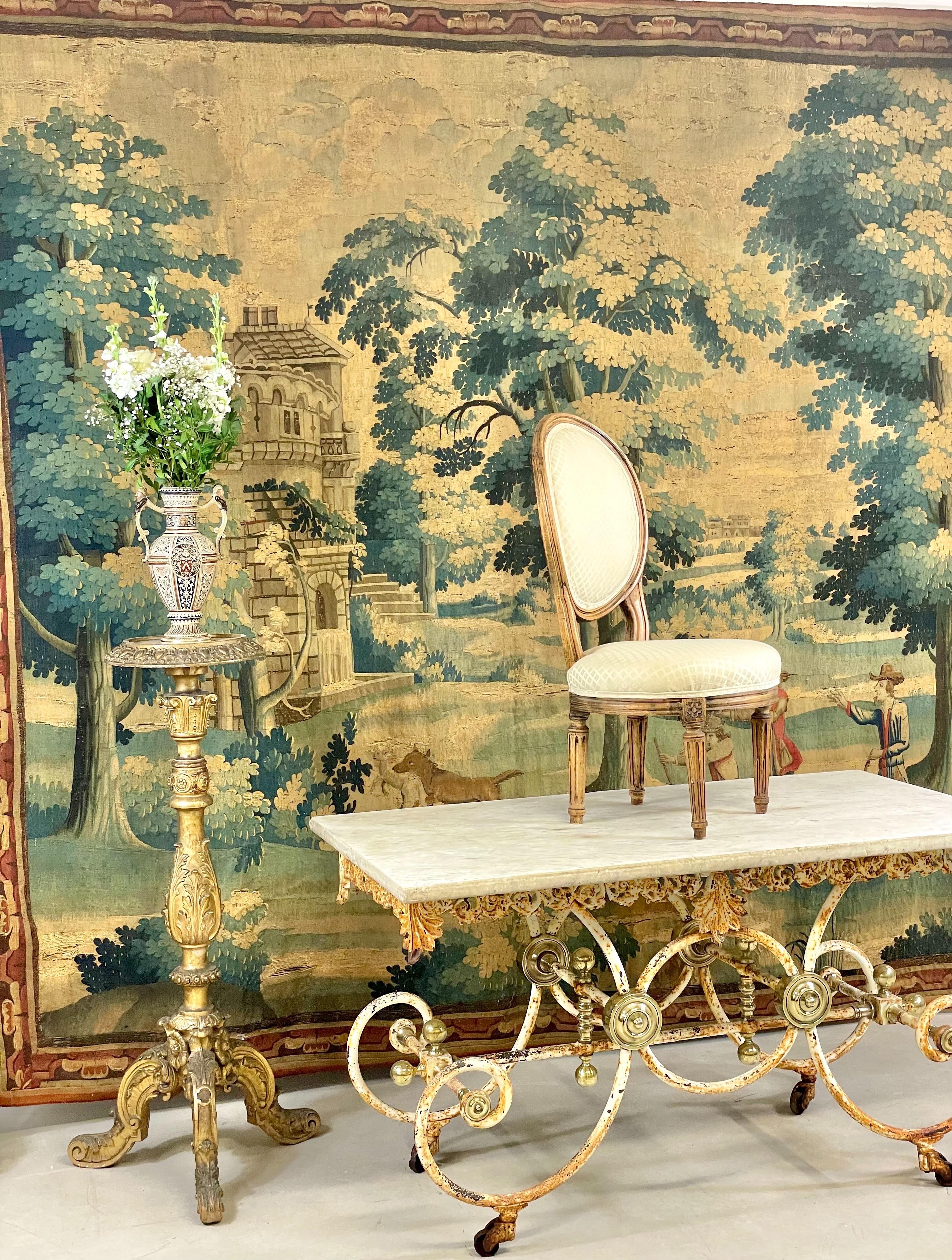 Seltener Aubusson Pastoral-Wandteppich, 18. Jahrhundert im Angebot 5