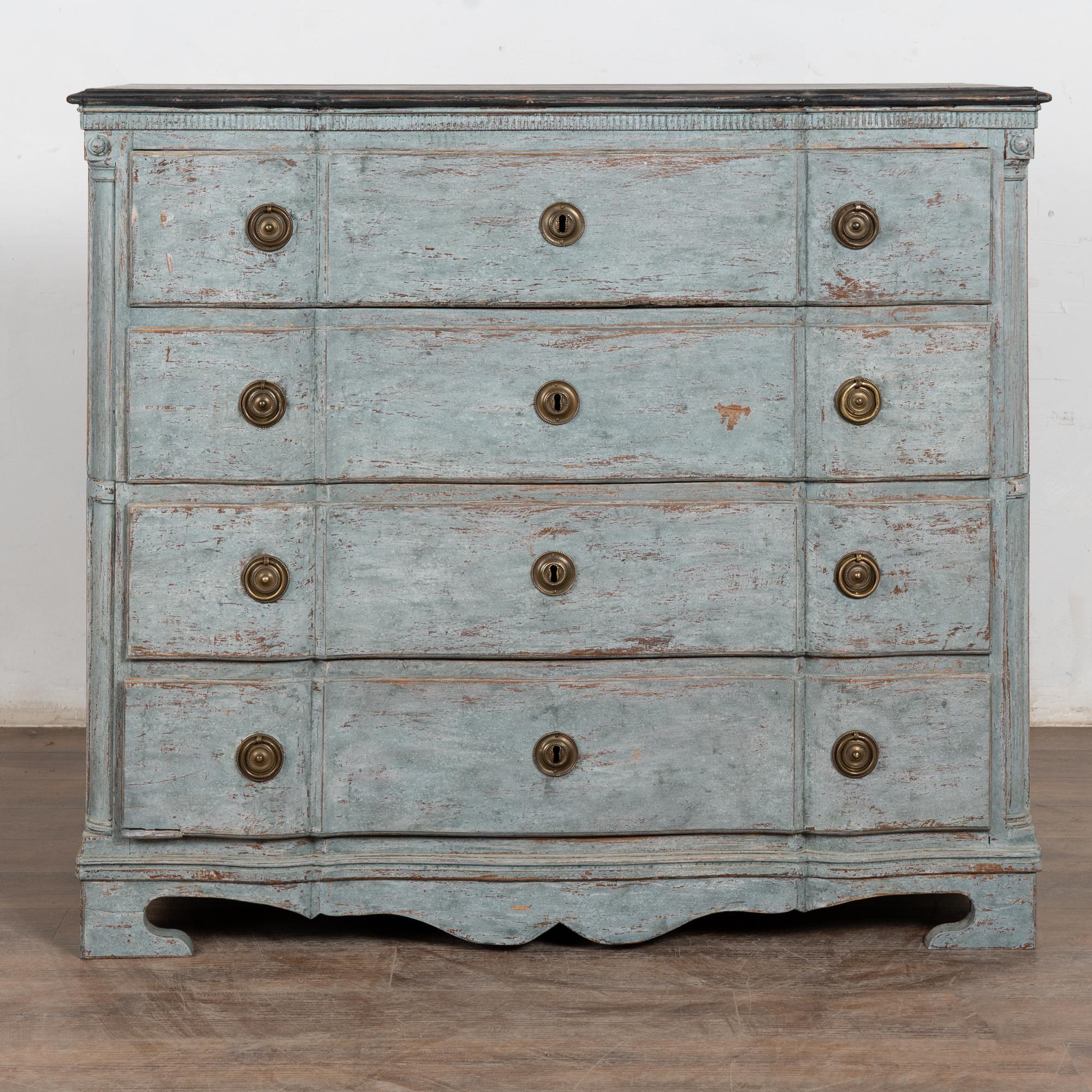 Danese Grande cassettone rococò blu del XVIII secolo, Danimarca in vendita