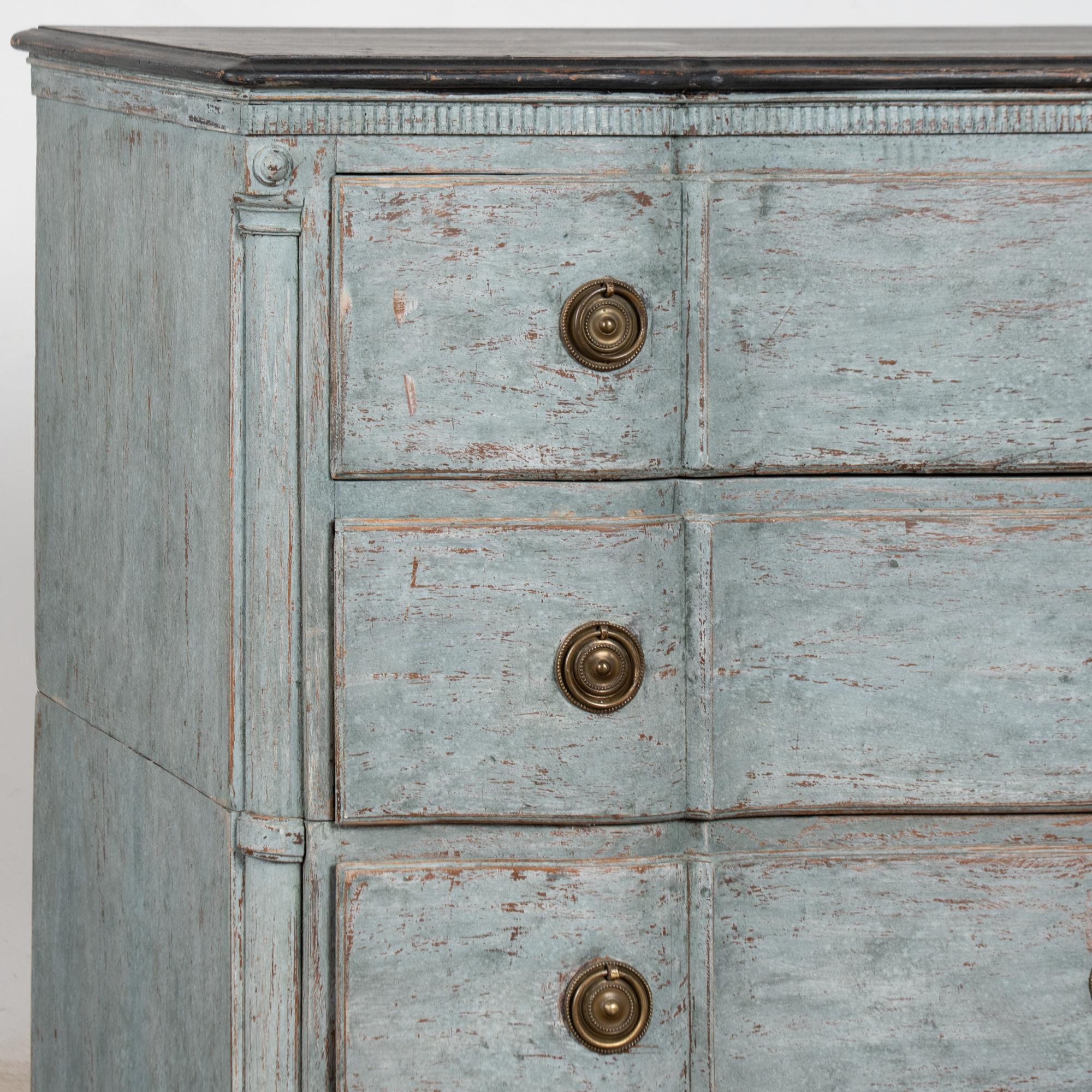 Grande cassettone rococò blu del XVIII secolo, Danimarca in vendita 3