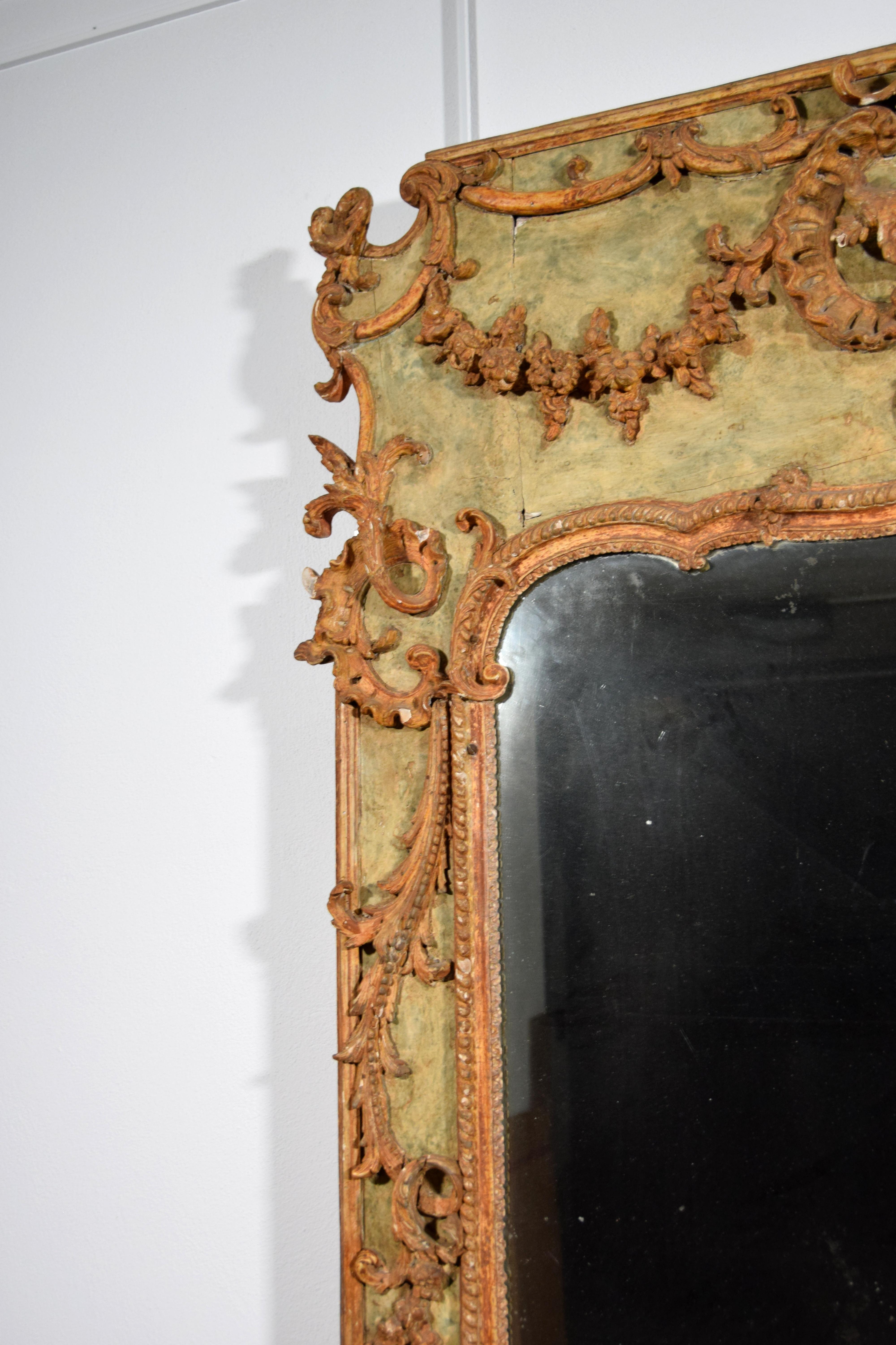 18th Century, Large Italian Baroque Wood and Plaster Lacquered Mirror For Sale 11