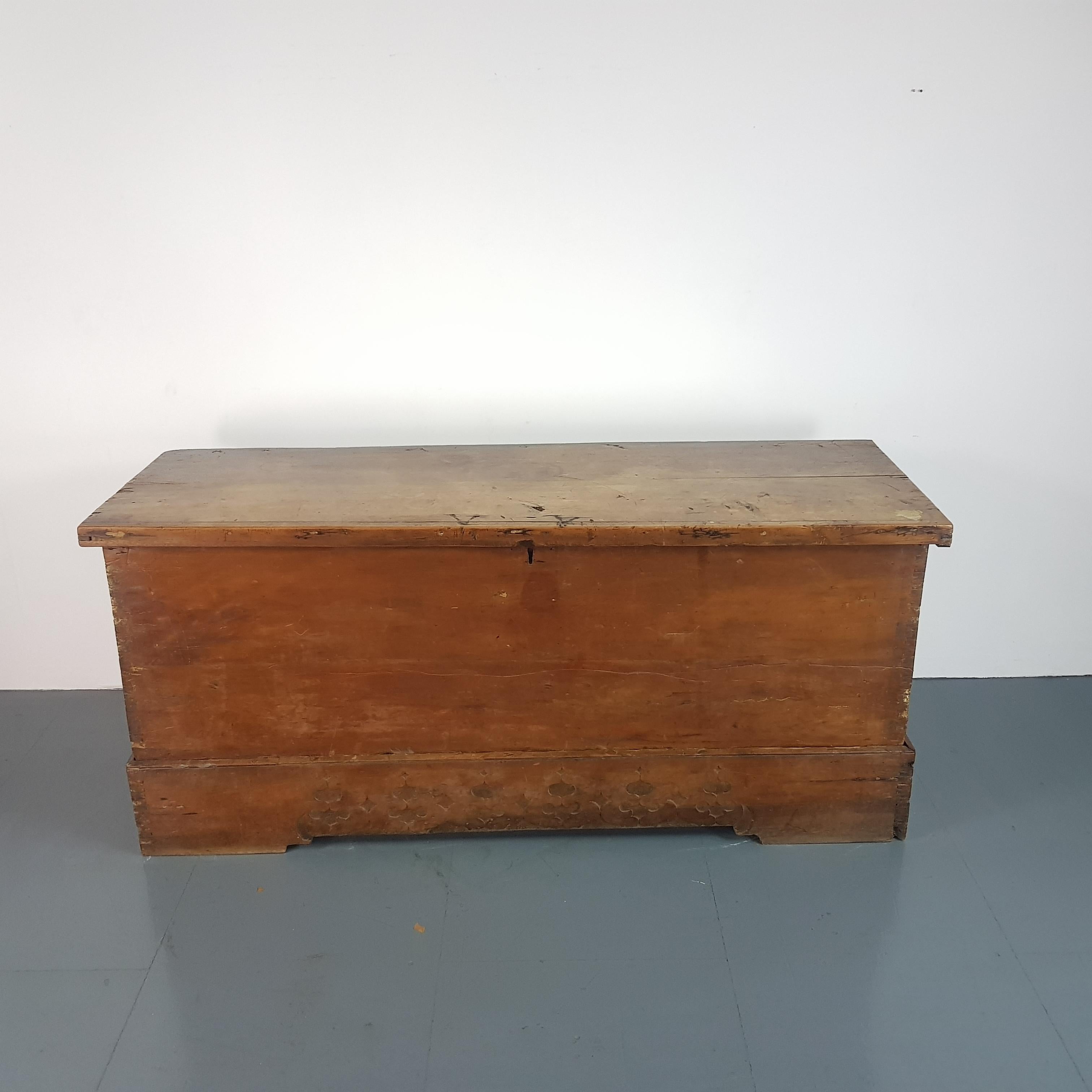 18th Century Large Oak Trunk 5