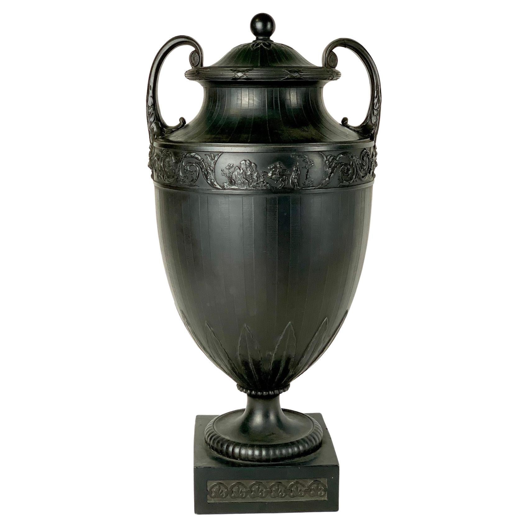 Wedgwood & Bentley Decorative Objects - 5 For Sale at Wedgwood & Bentley Decorative Objects - 5 For Sale at