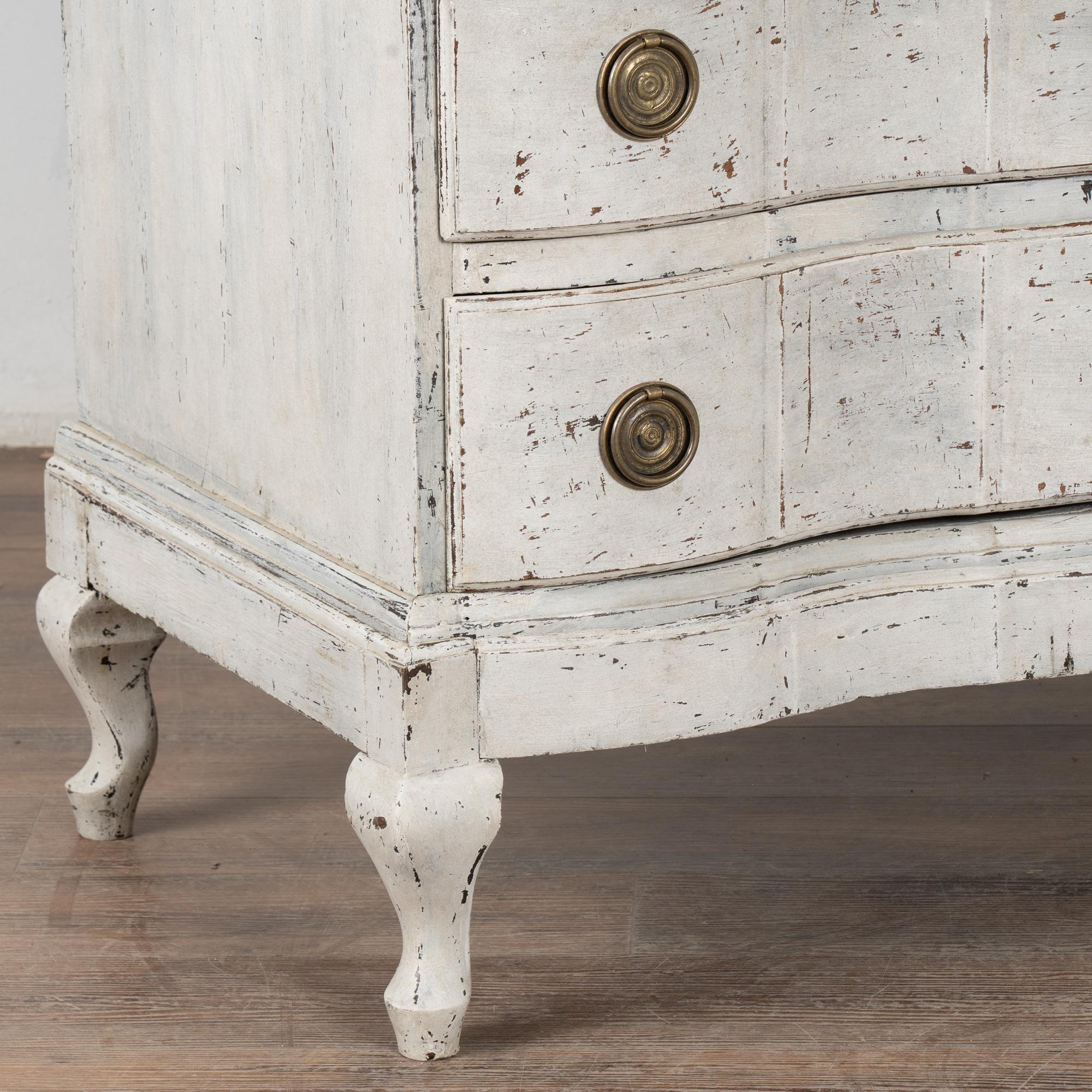 Grande cassettone bianco del XVIII secolo, Danimarca in vendita 1