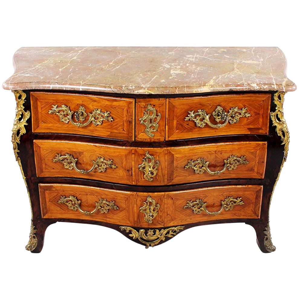 18th Century Late Baroque Period Chest of Drawers Nutwood and Rosewood, Marble im Angebot